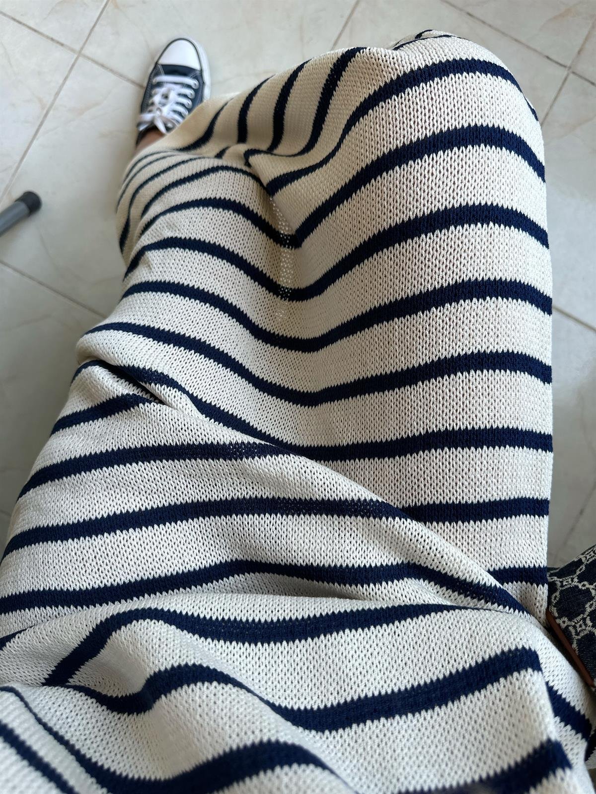 AJURLU LACİVERT EKRU TRİKO ELBİSE