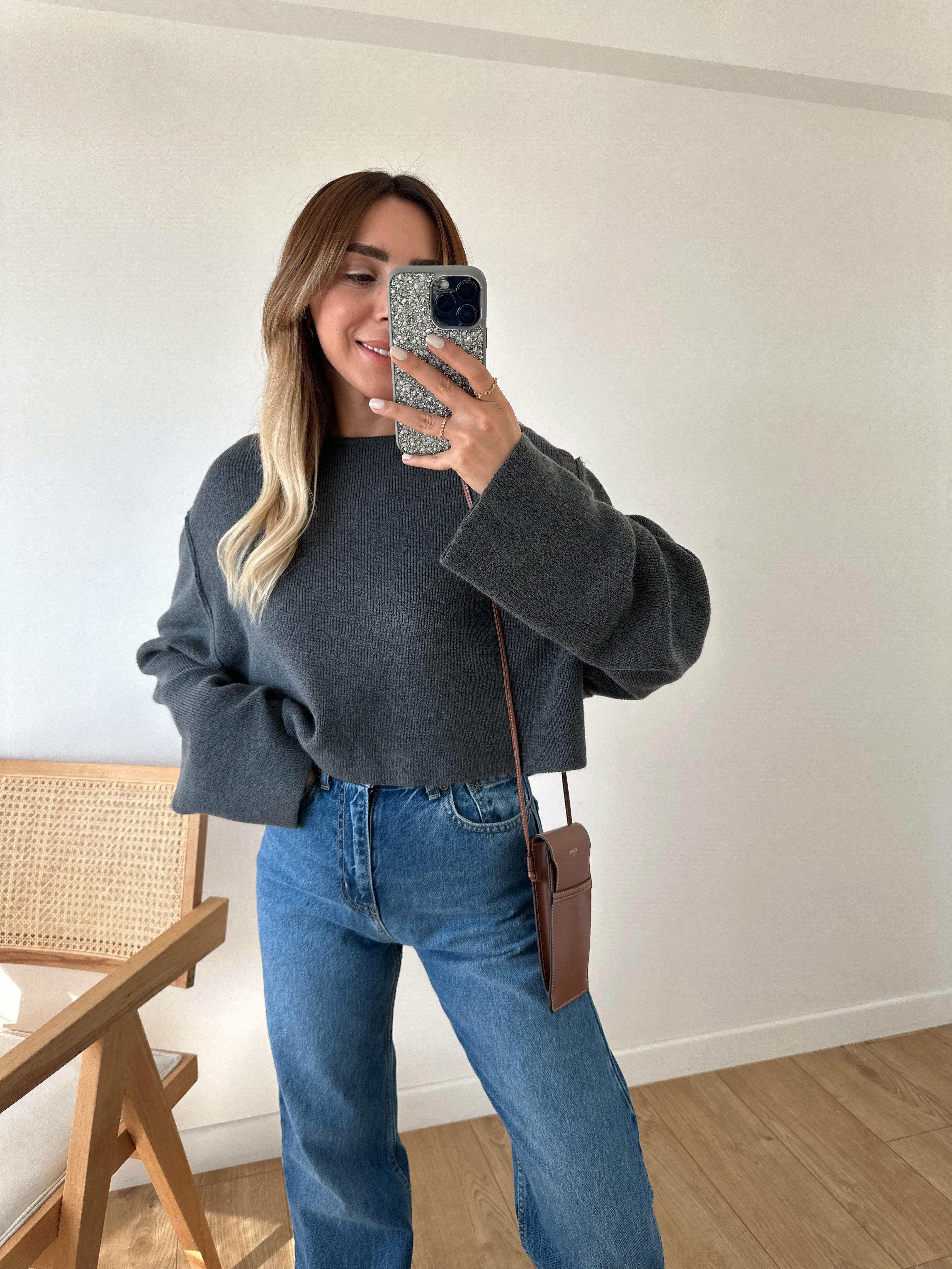 ANTRASİT KISA OVERSIZE KAZAK