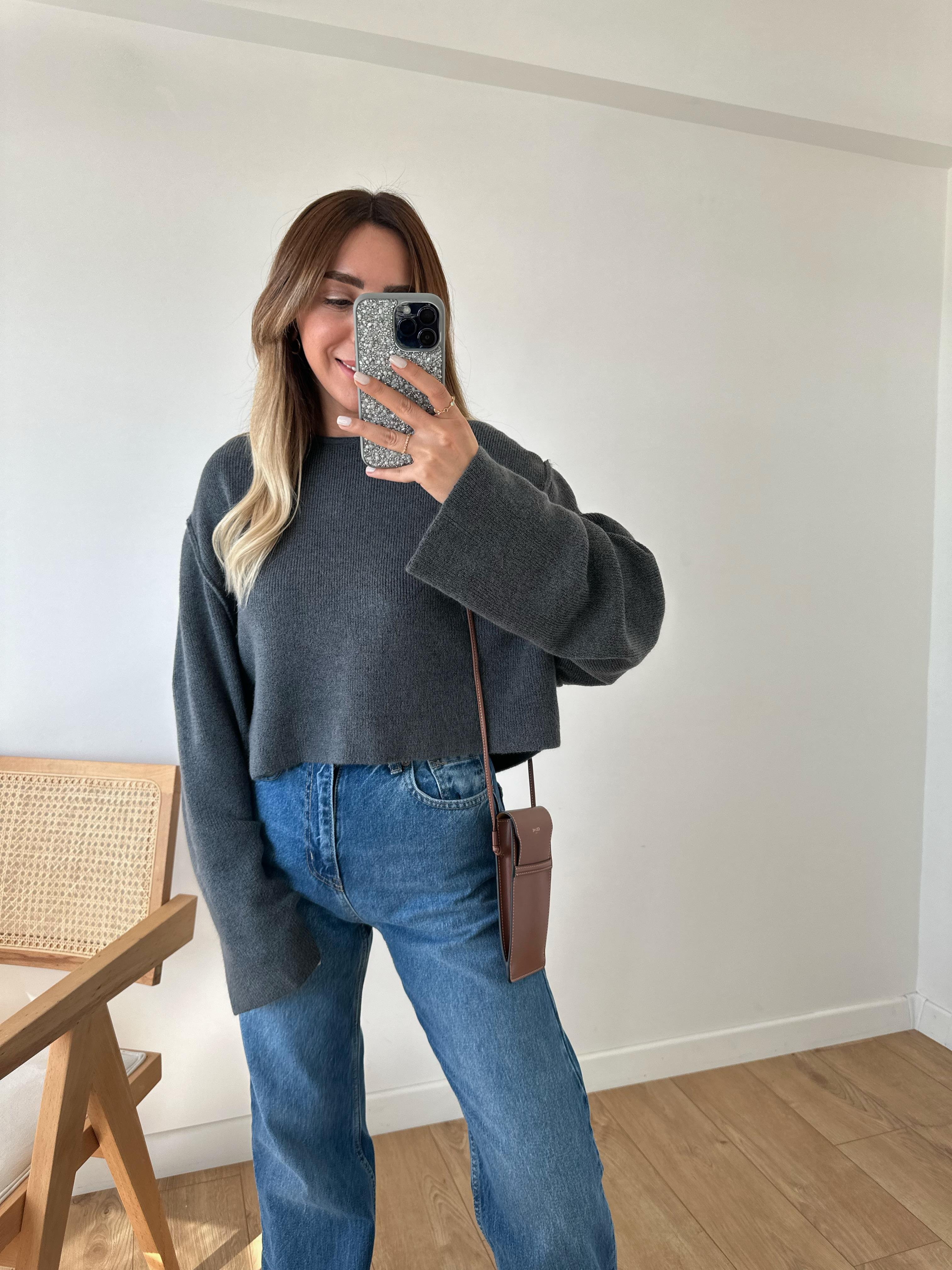 ANTRASİT KISA OVERSIZE KAZAK