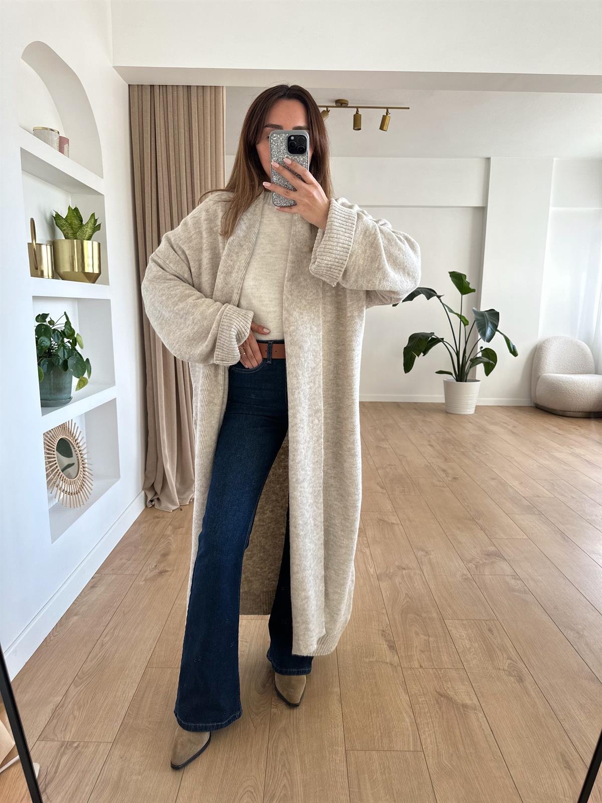 BEJ ŞAL YAKA OVERSIZE UZUN HIRKA
