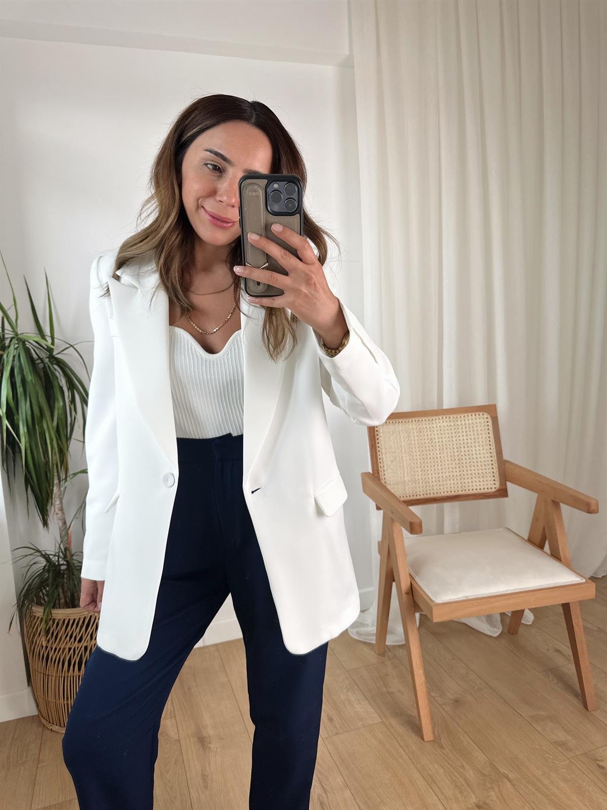 BEYAZ  ASTARLI BLAZER CEKET