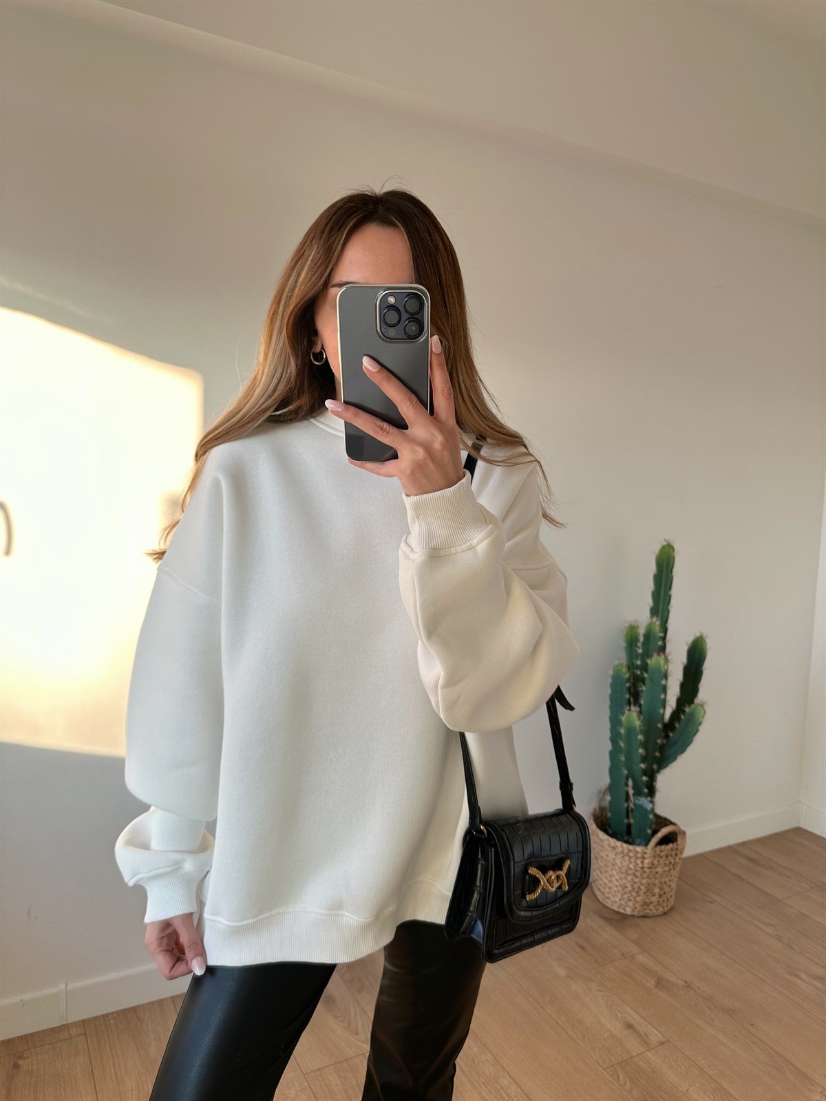 BEYAZ KALIN OVERSİZE SWEAT