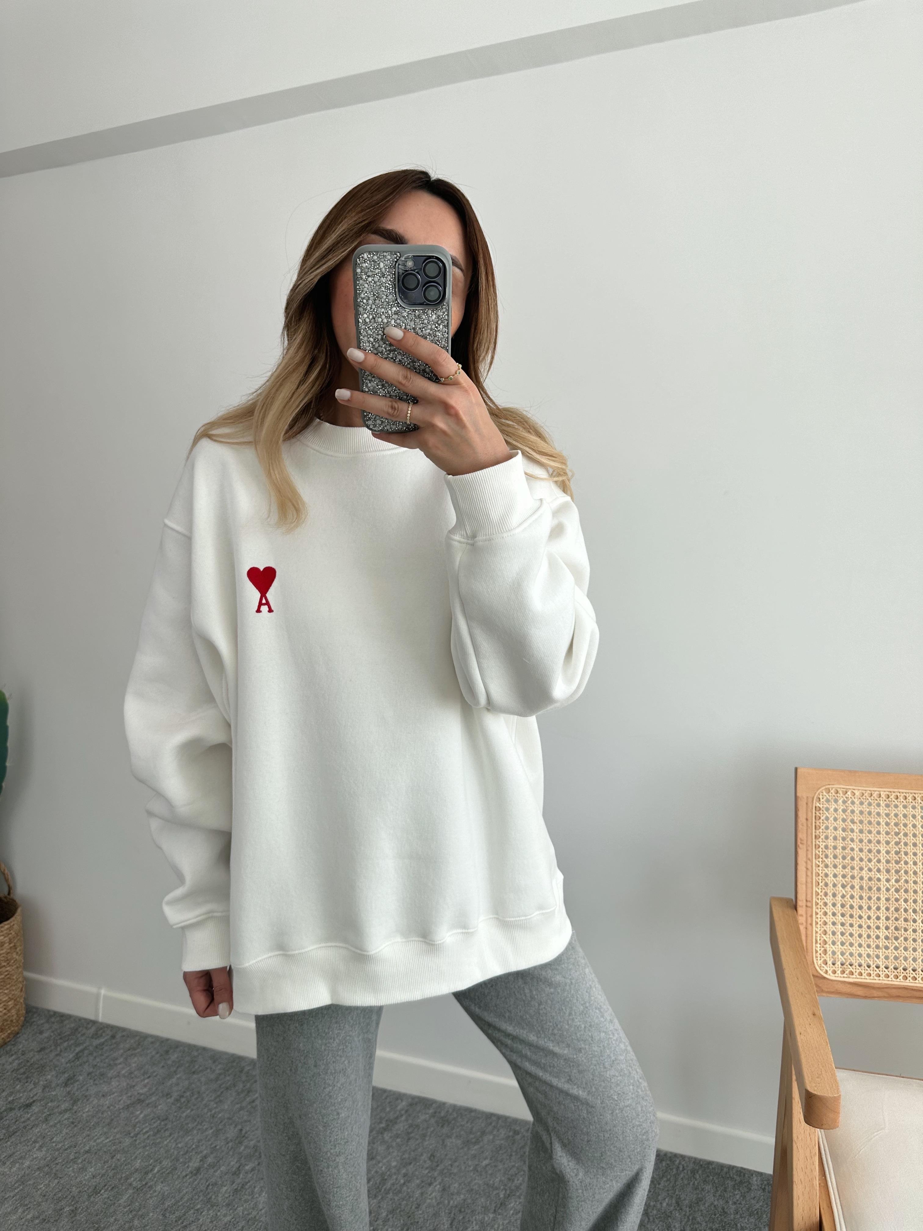 BEYAZ KALP NAKIŞLI MUADİL PREMIUM ŞARDONLU SWEAT