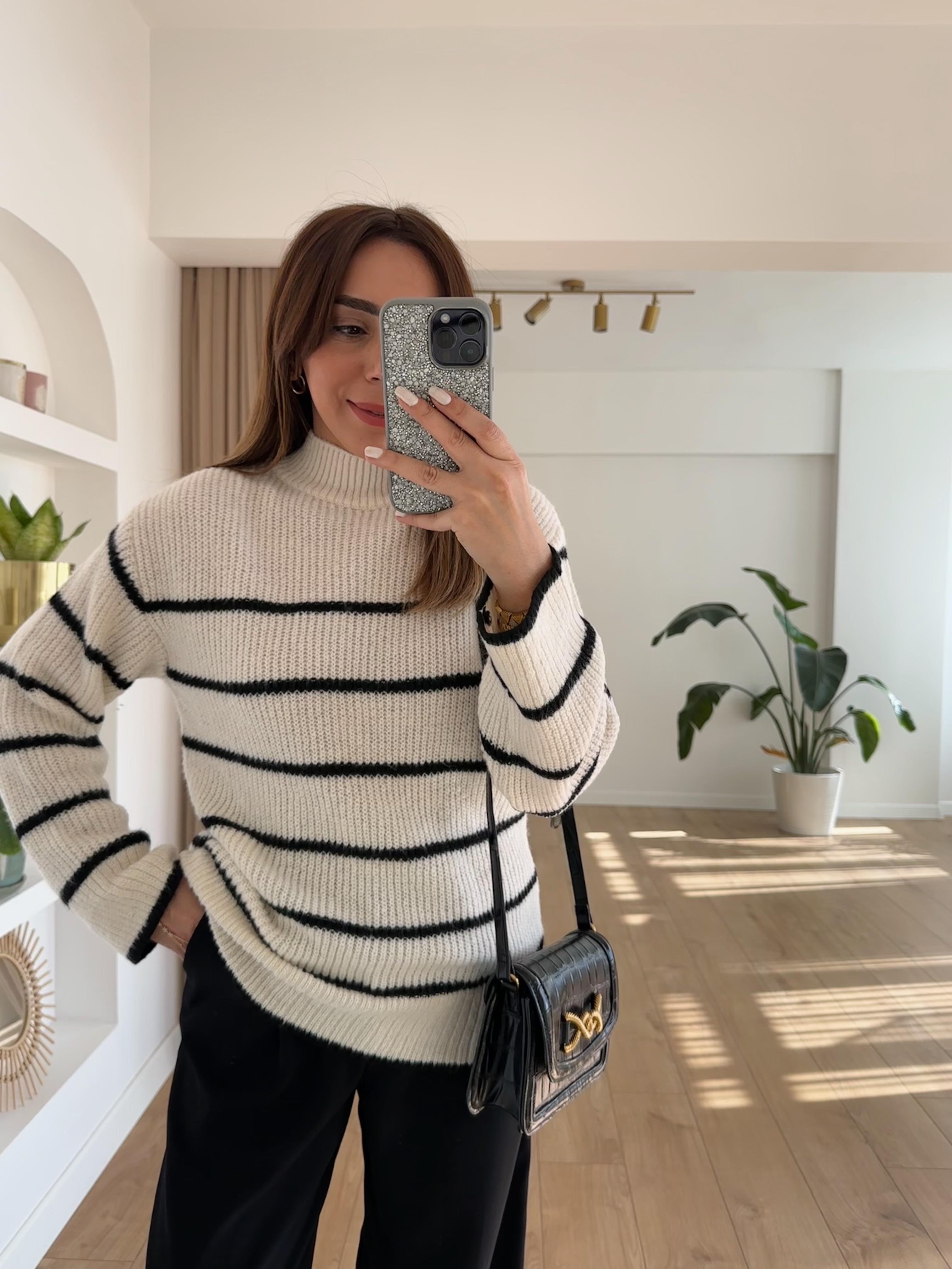 ÇİZGİLİ DİK YAKA TRİKO