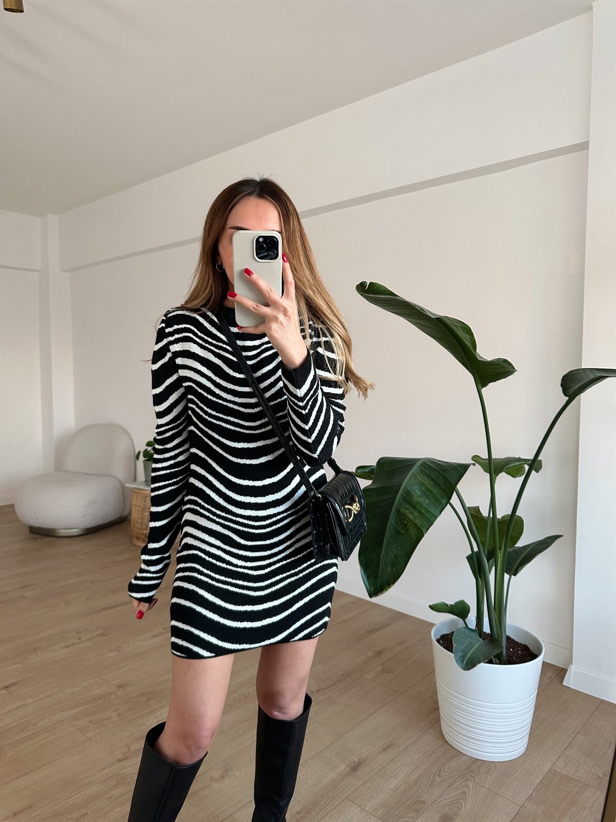 DESENLİ MİNİ ZEBRA TRİKO ELBİSE