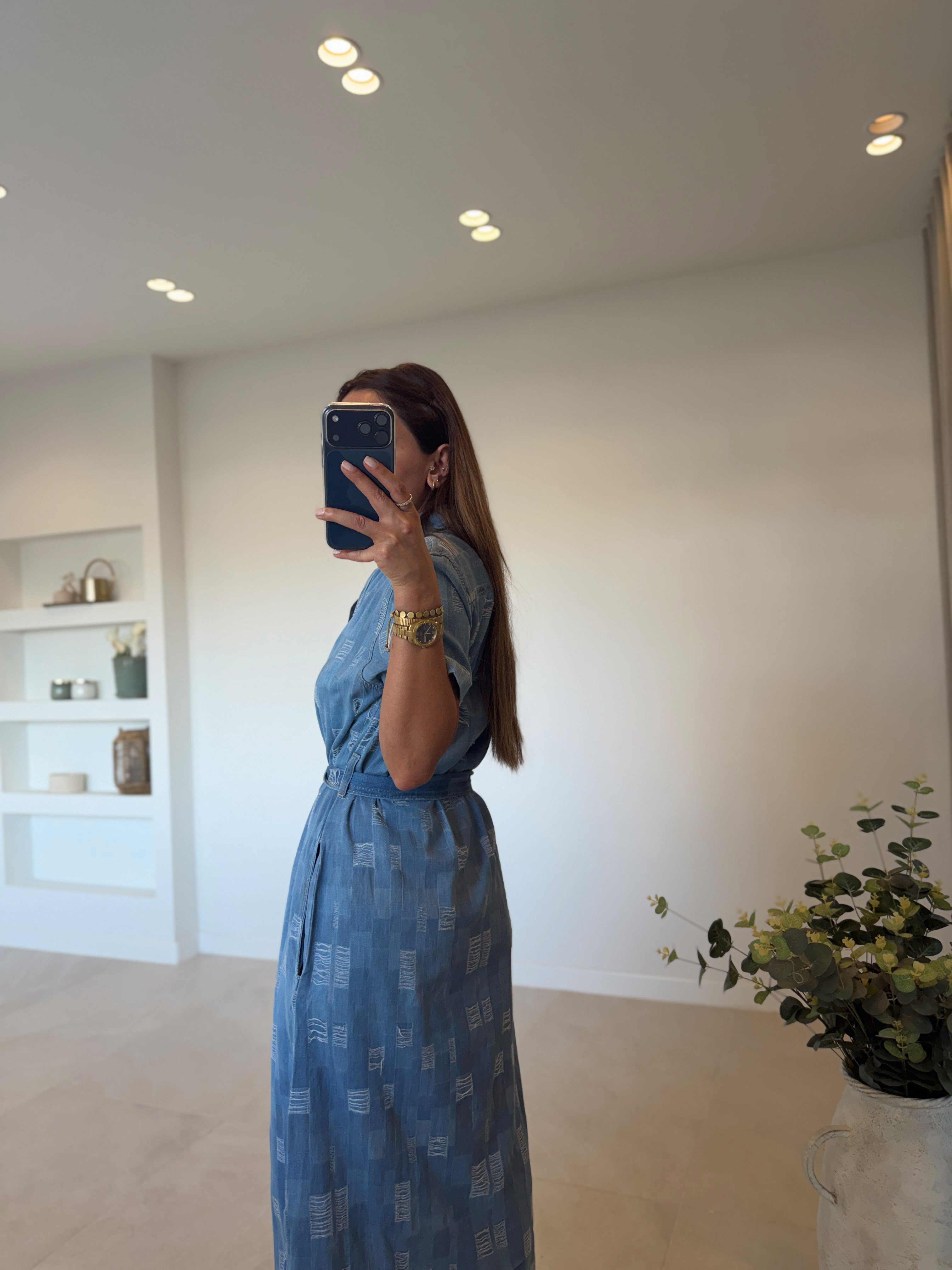 Dikiş Detaylı Kemerli Jean Elbise