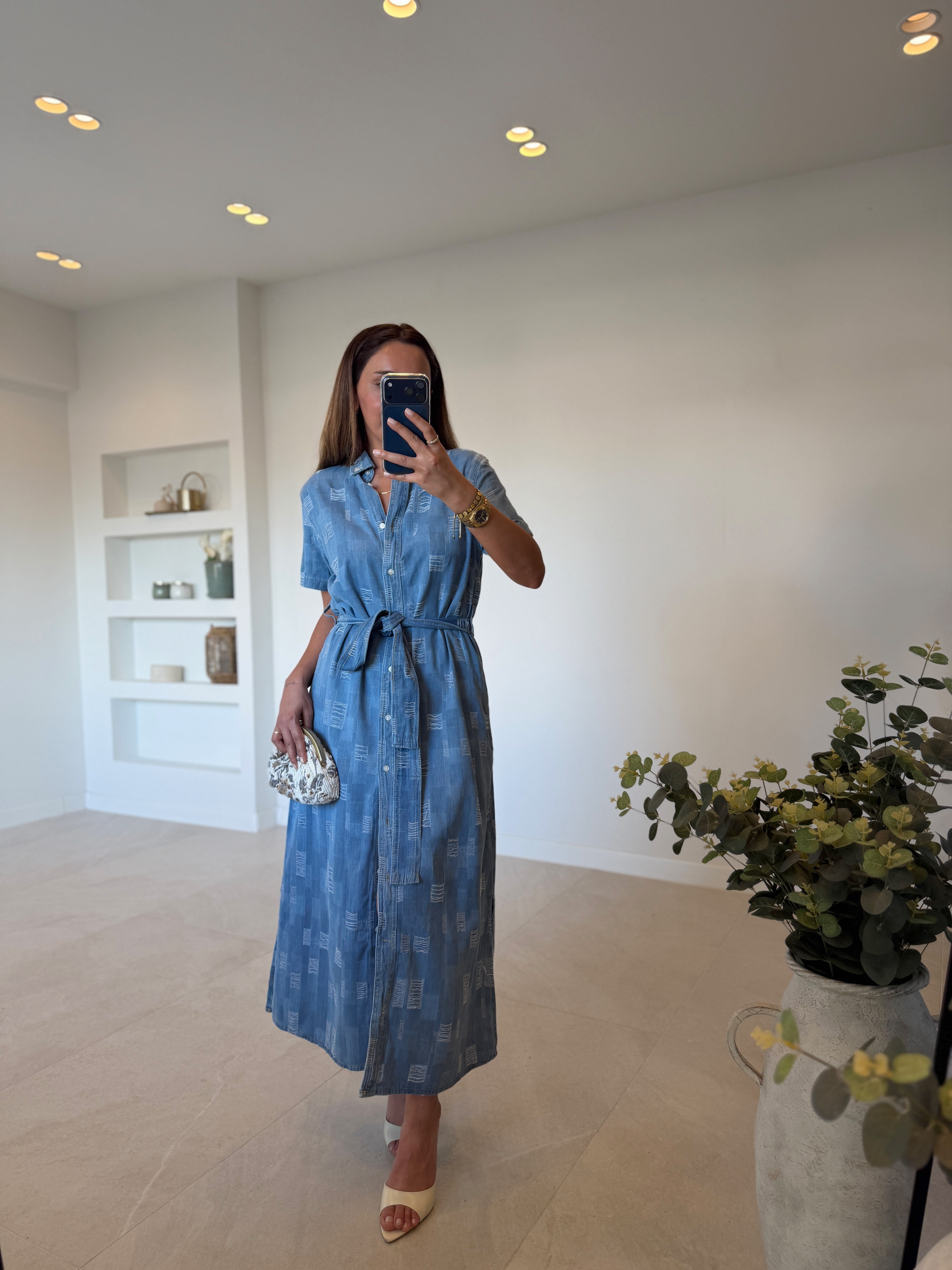 Dikiş Detaylı Kemerli Jean Elbise