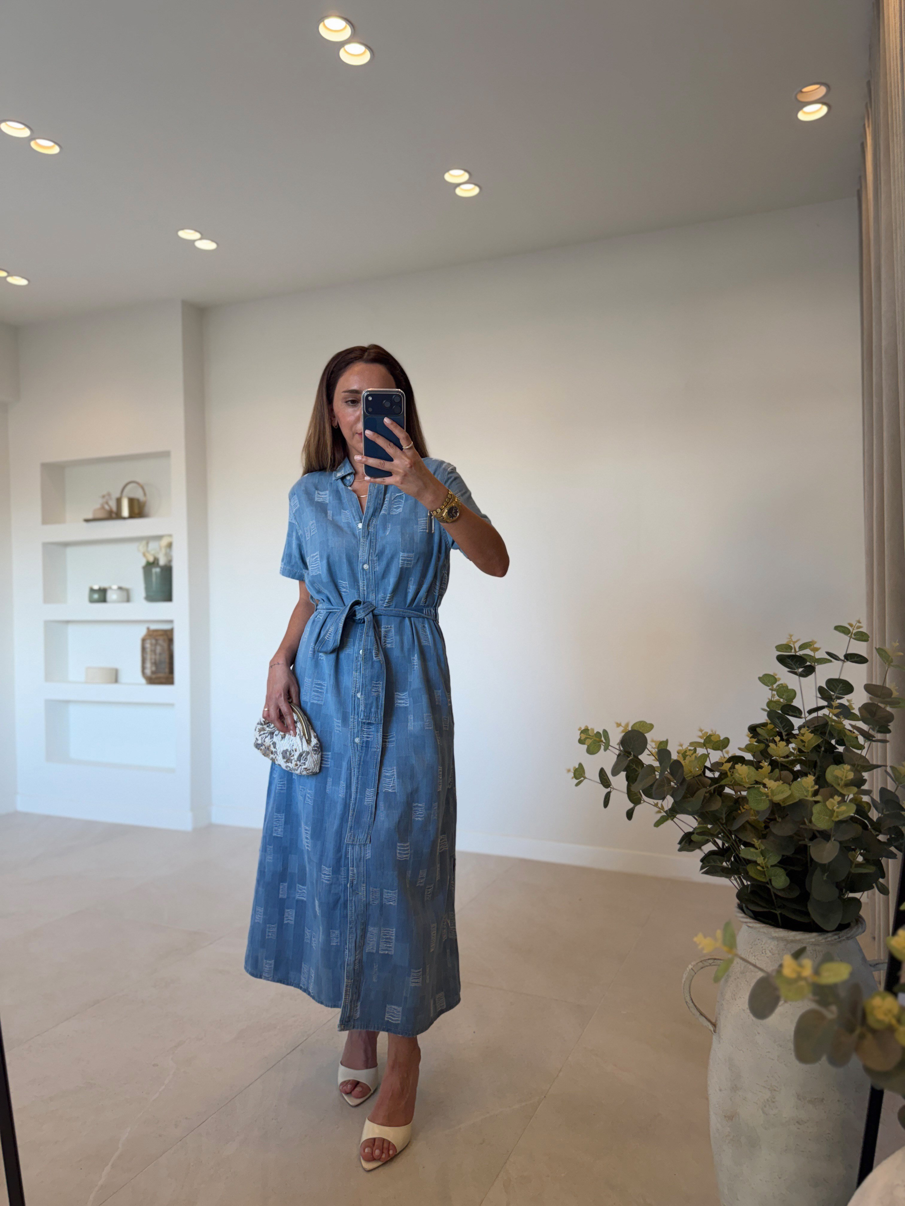 Dikiş Detaylı Kemerli Jean Elbise