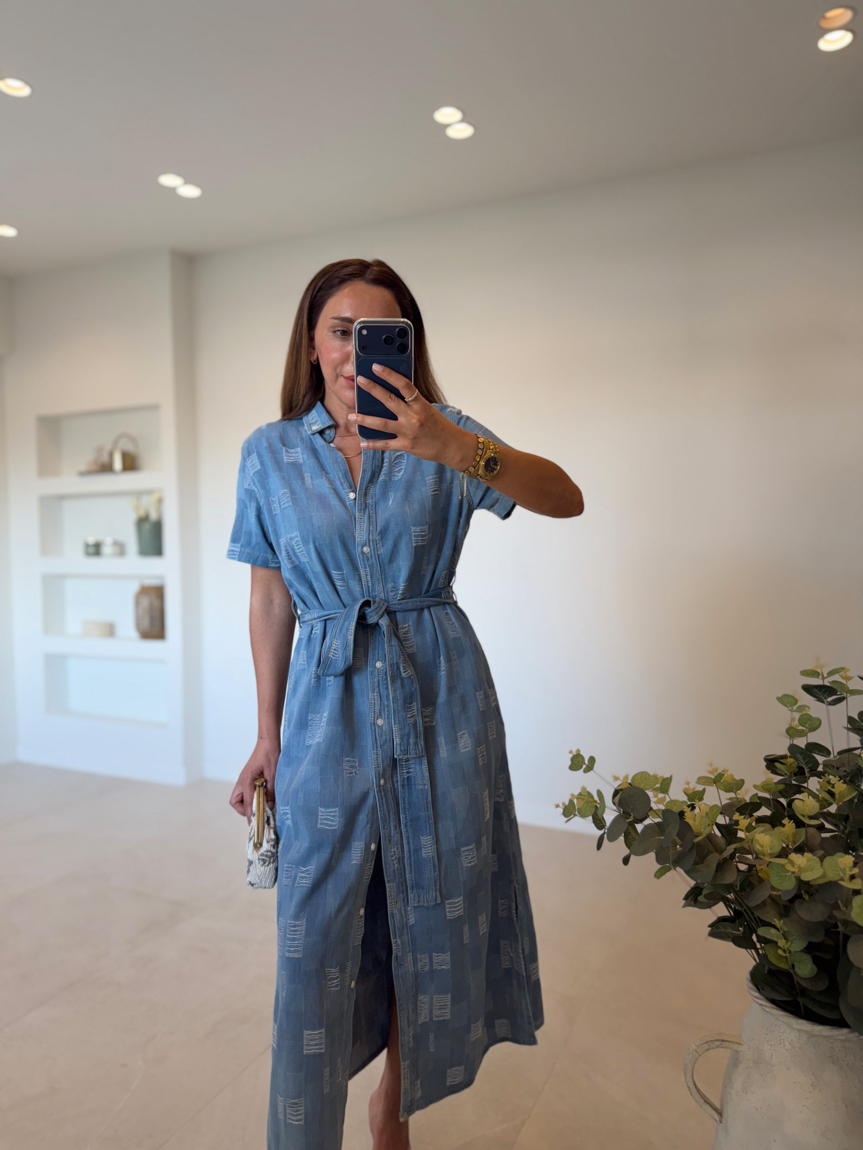 Dikiş Detaylı Kemerli Jean Elbise