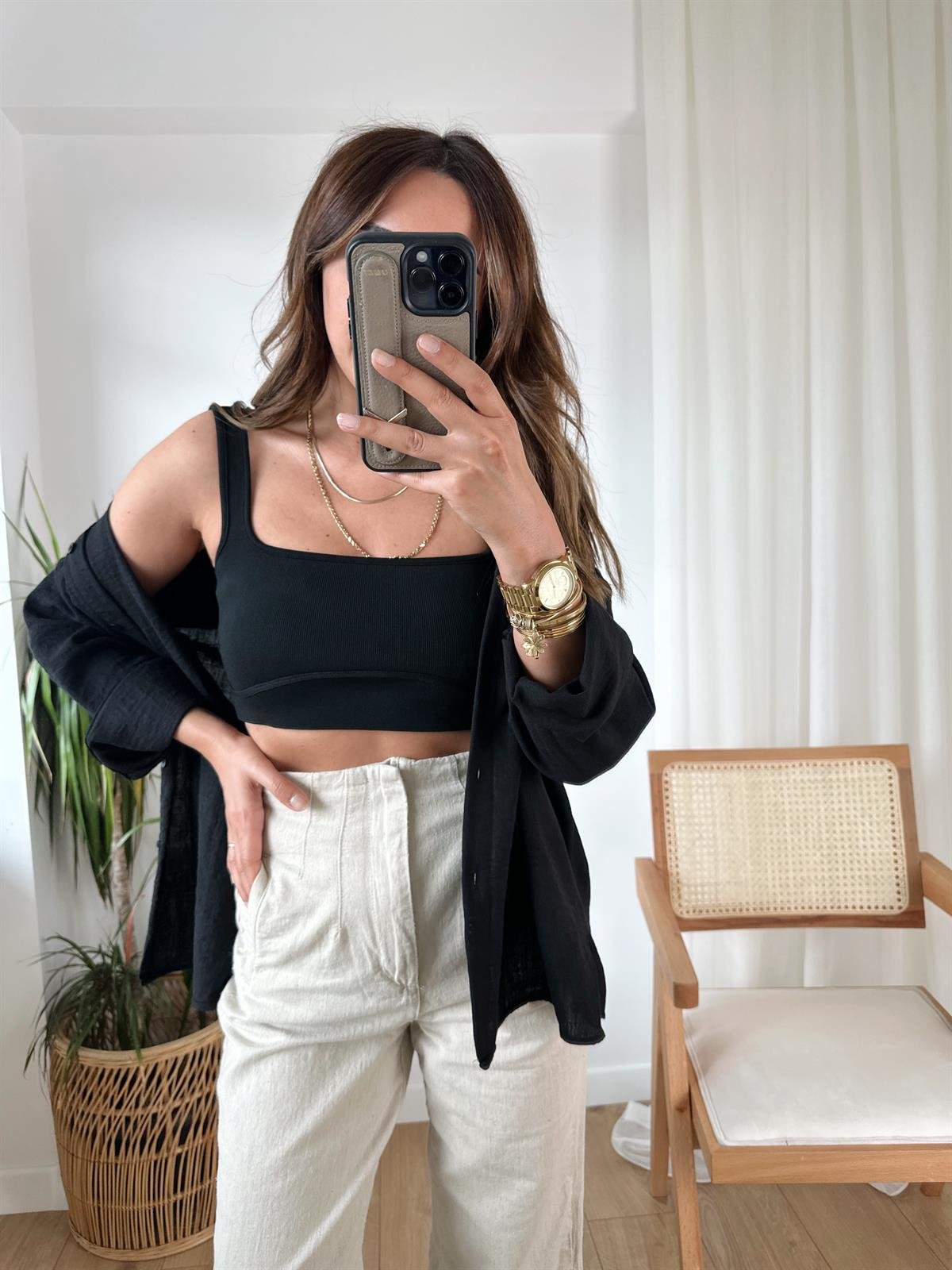DİLVİN SİYAH BİYELİ ÇELİK CROP