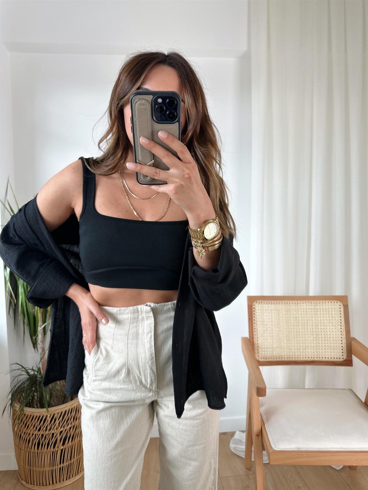 DİLVİN SİYAH BİYELİ ÇELİK CROP