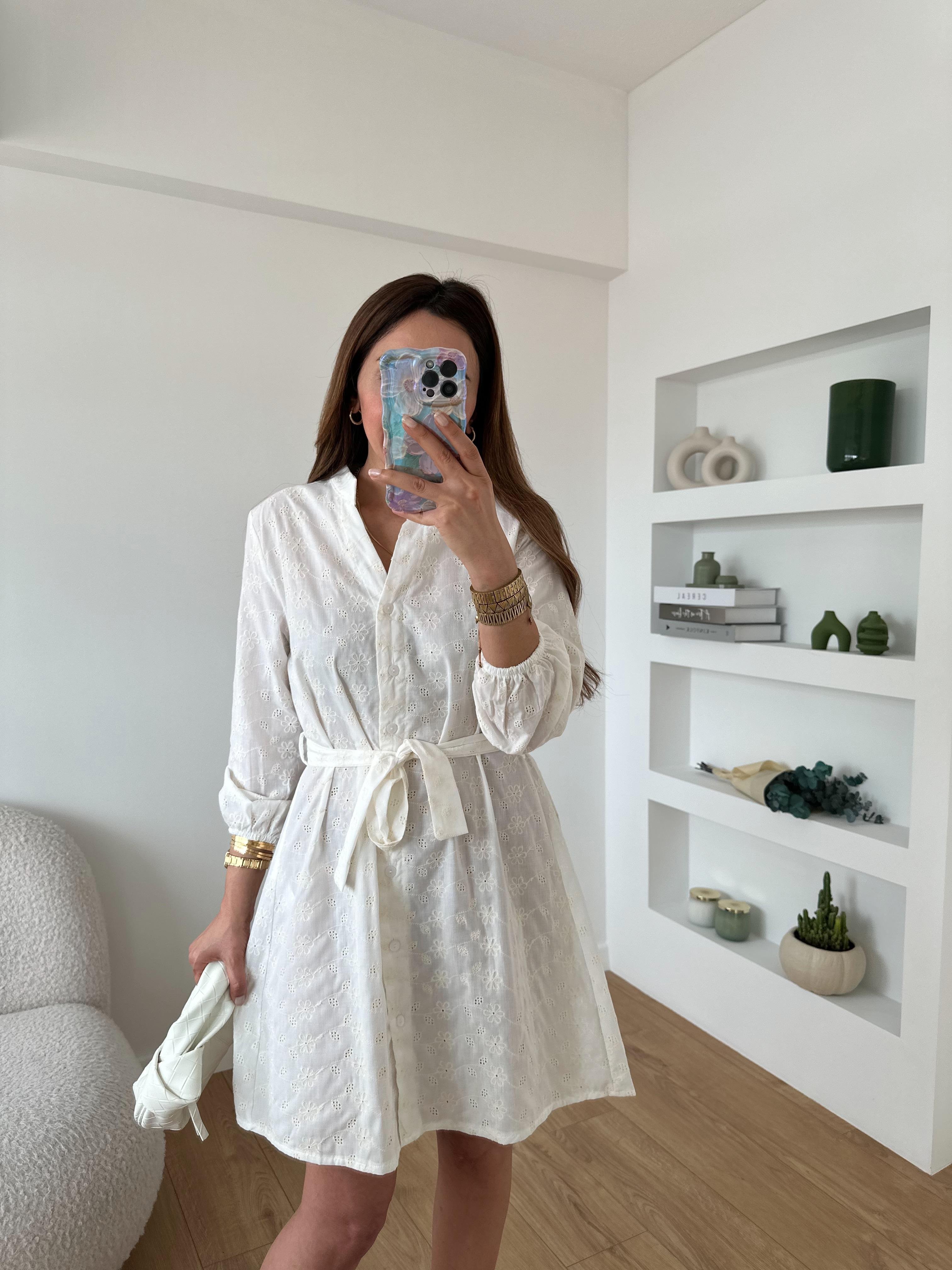 EKRU ÖNÜ DÜĞMELİ KUŞAKLI FİSTO ELBİSE