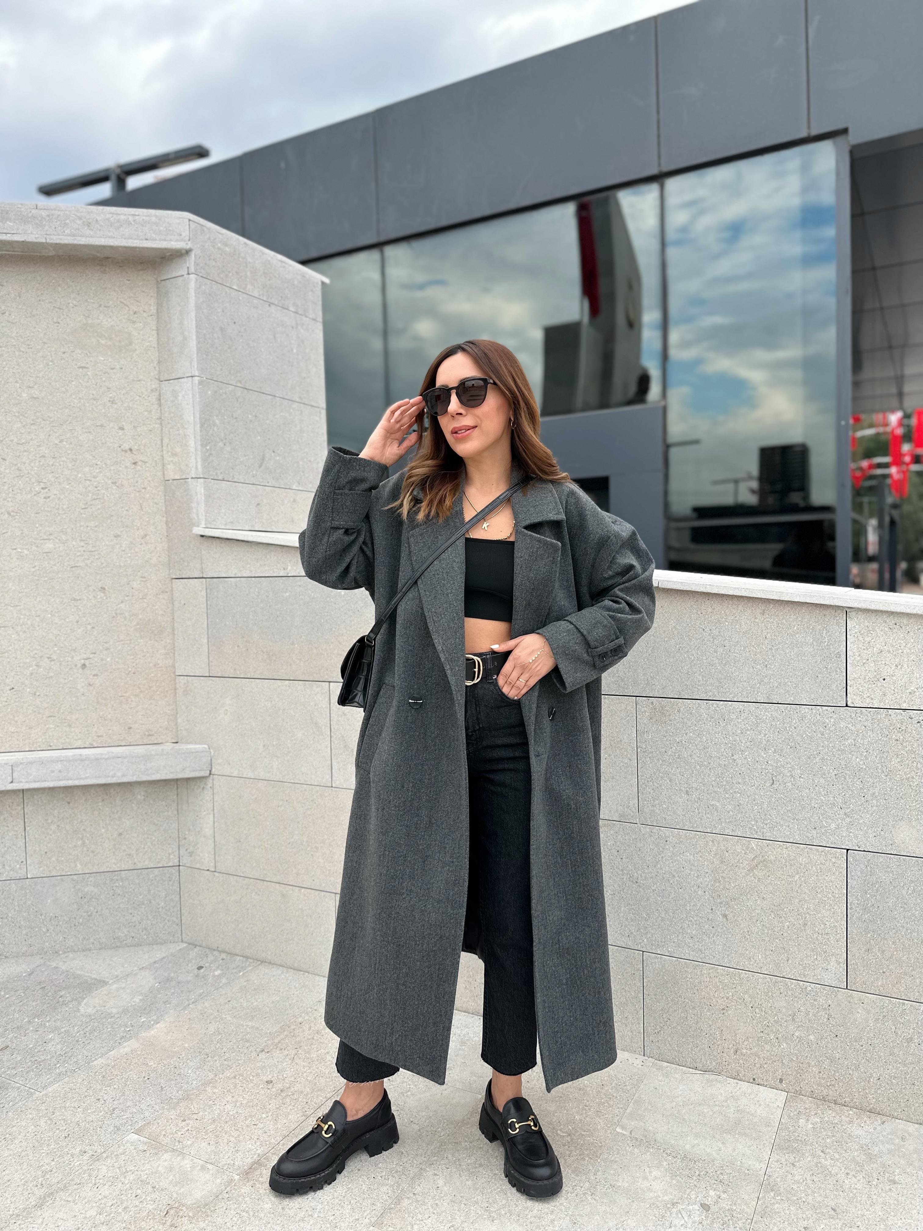 FÜME ASTARLI OVERSIZE KAŞE KABAN