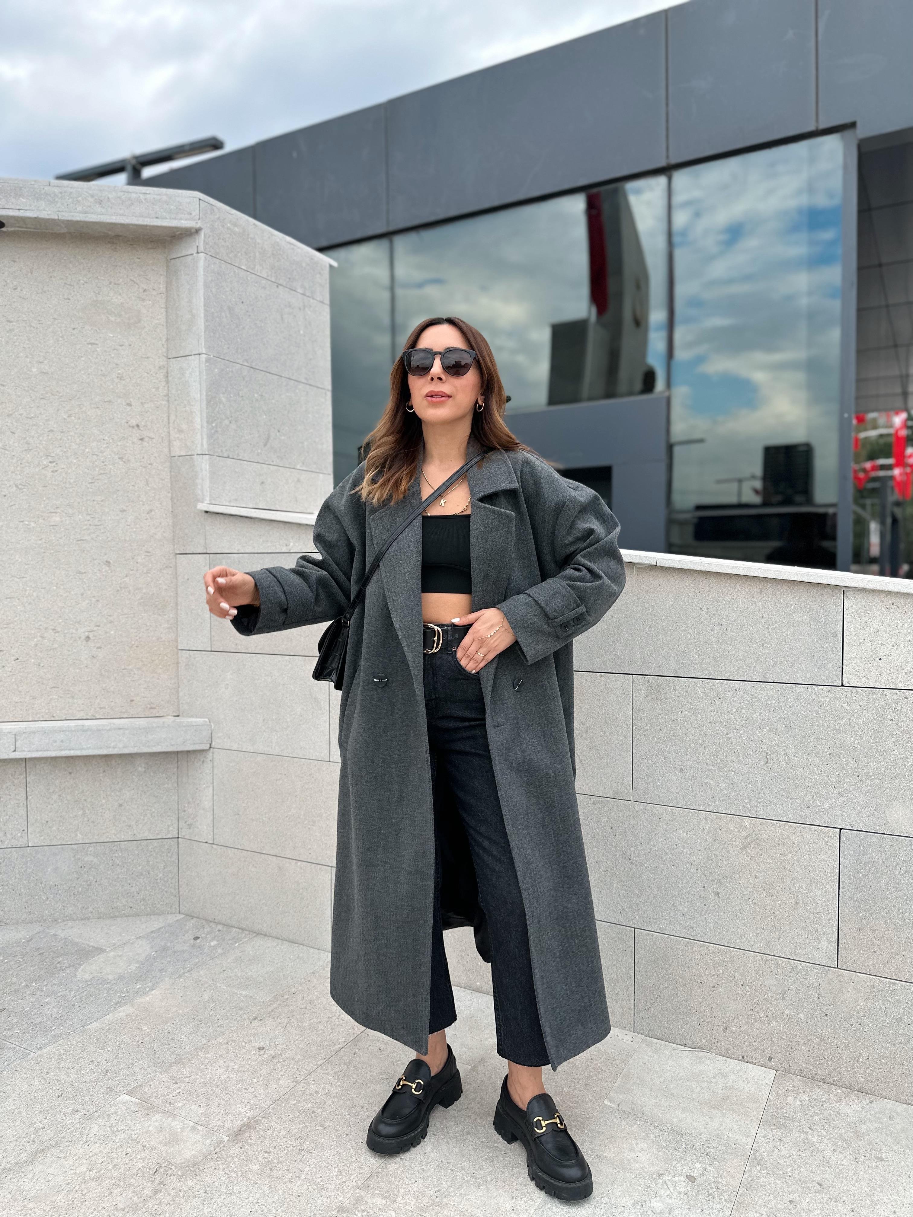 FÜME ASTARLI OVERSIZE KAŞE KABAN