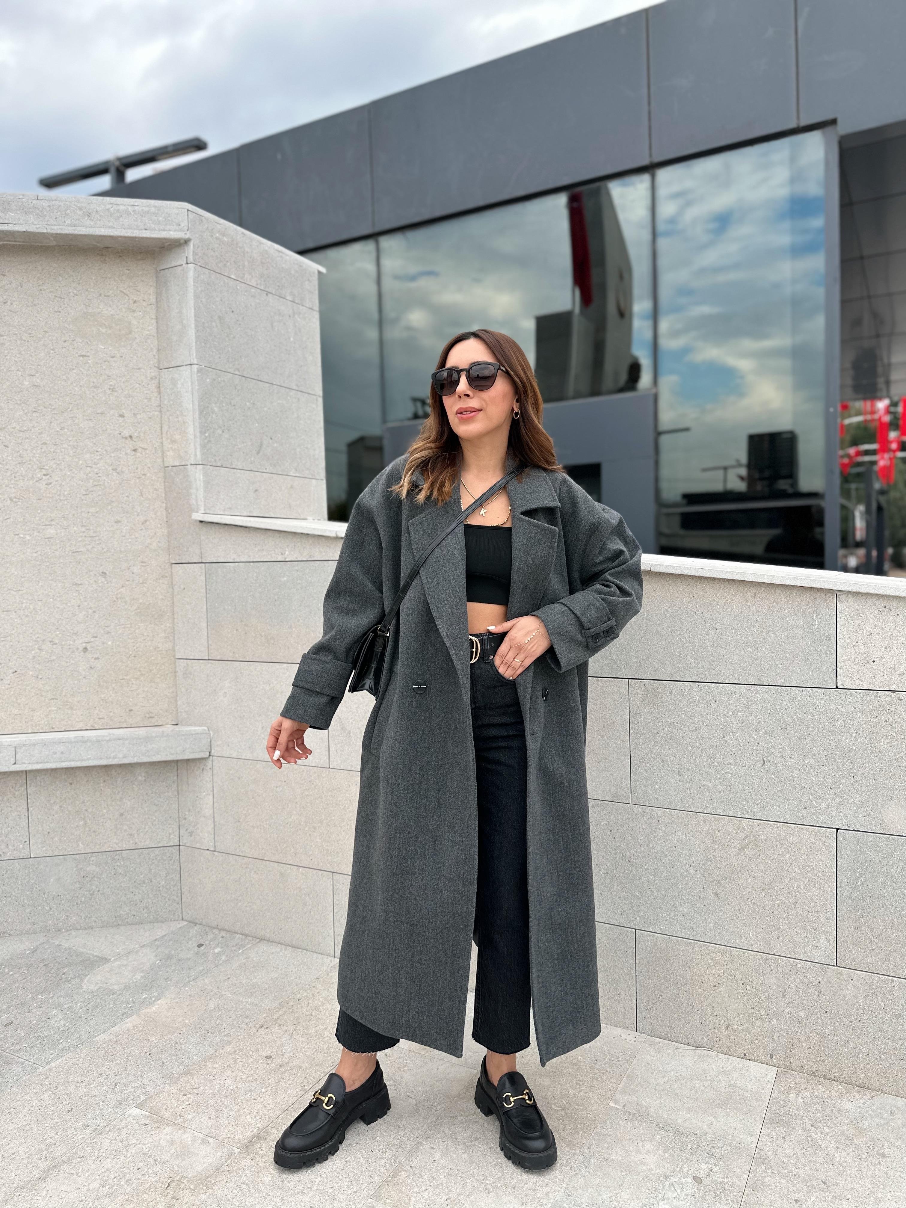 FÜME ASTARLI OVERSIZE KAŞE KABAN