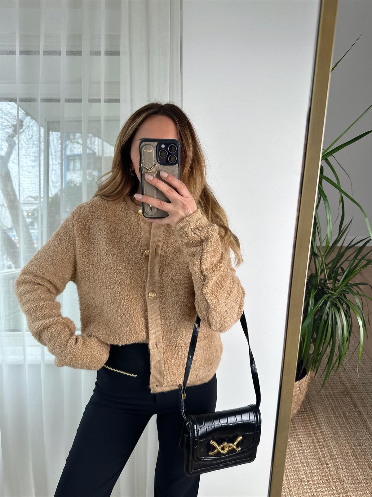 GOLD DÜĞMELİ TABA TEDDY HIRKA