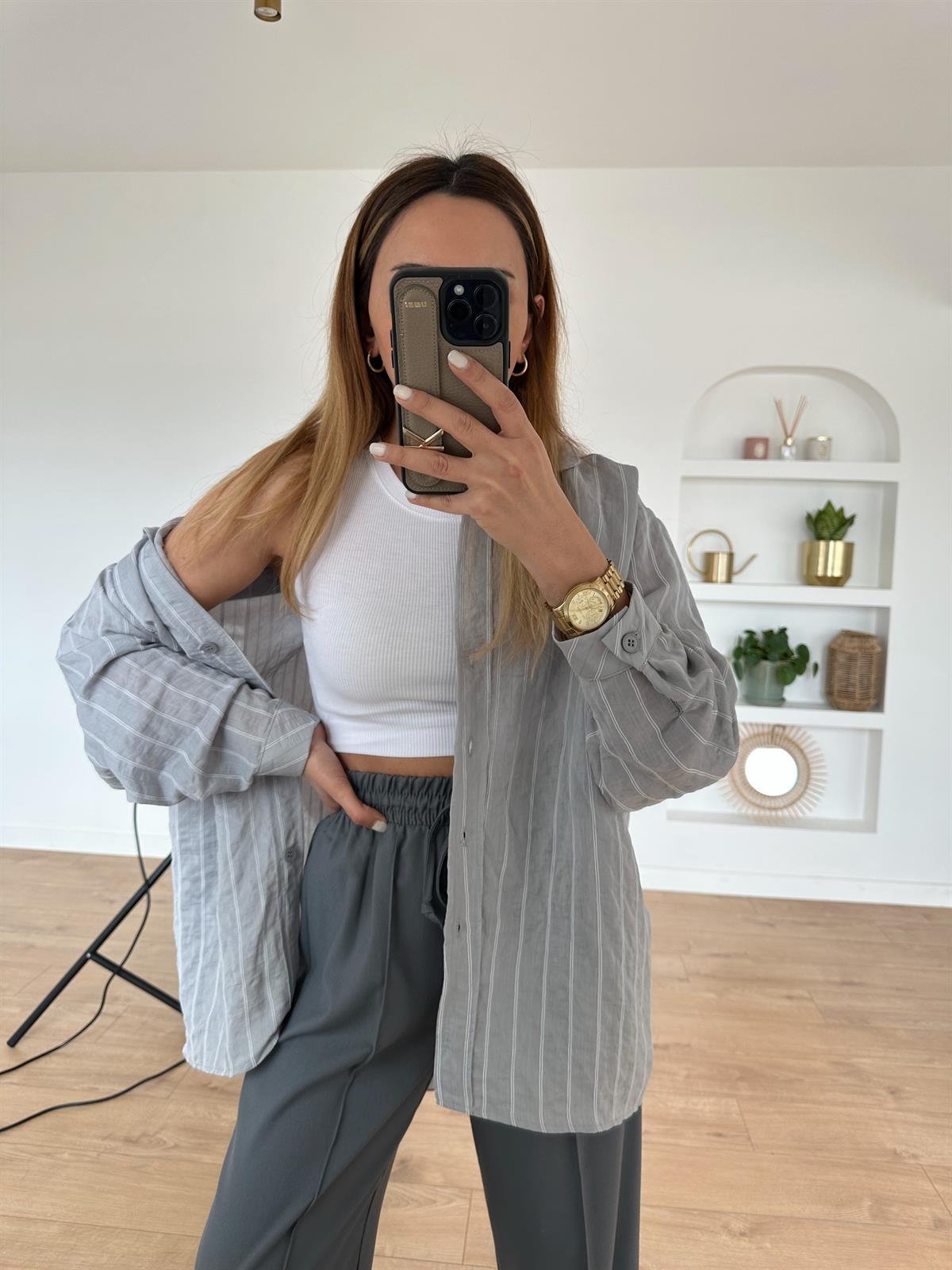 GRİ ÇİZGİLİ TENSEL OVERSIZE GÖMLEK