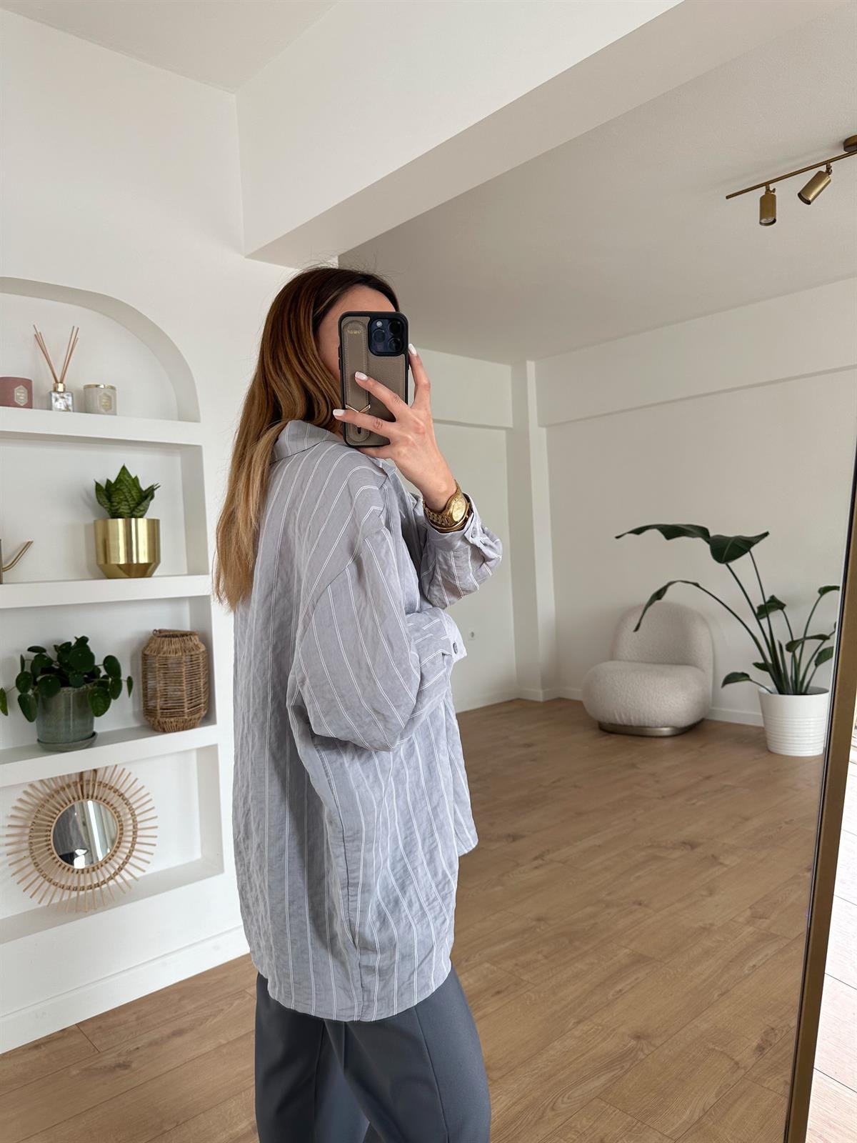 GRİ ÇİZGİLİ TENSEL OVERSIZE GÖMLEK