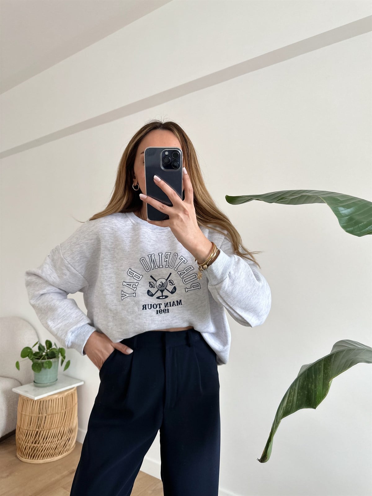 GRİ ÖNÜ BASKILI SWEAT