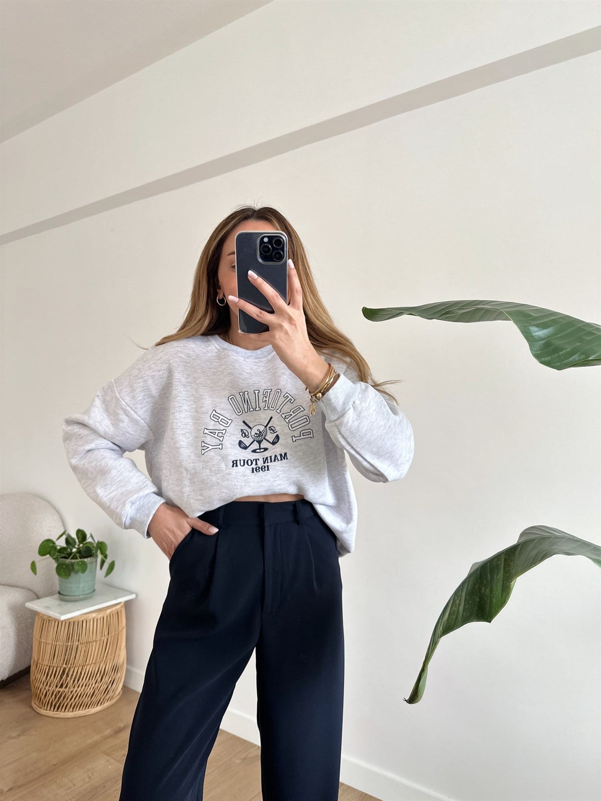GRİ ÖNÜ BASKILI SWEAT