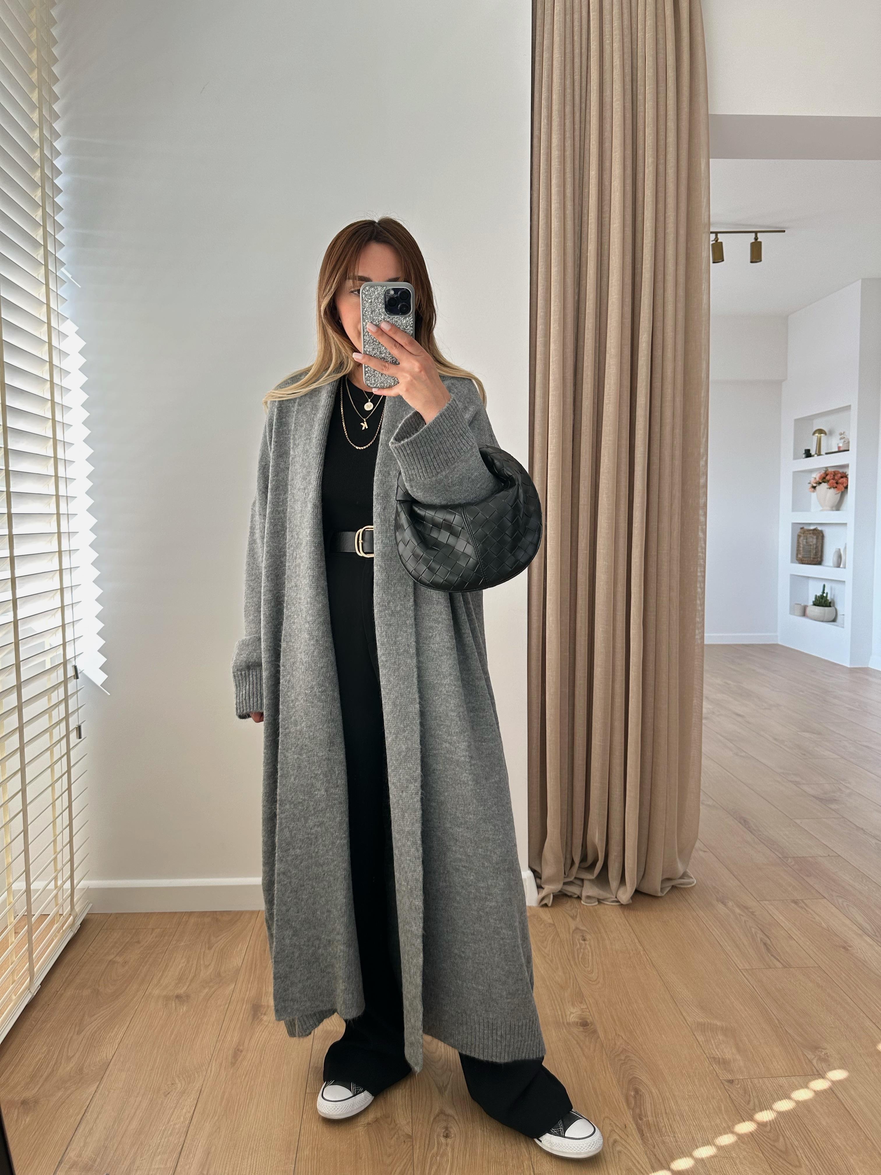 GRİ  ŞAL YAKA OVERSIZE UZUN HIRKA
