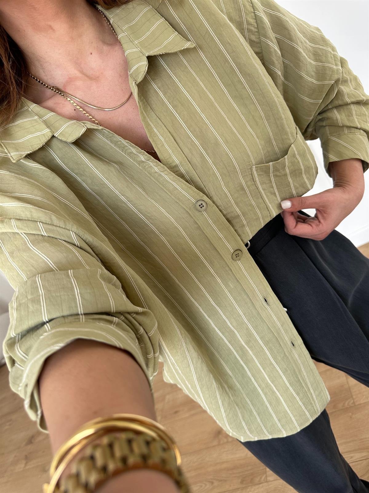 HAKİ ÇİZGİLİ TENSEL OVERSIZE GÖMLEK