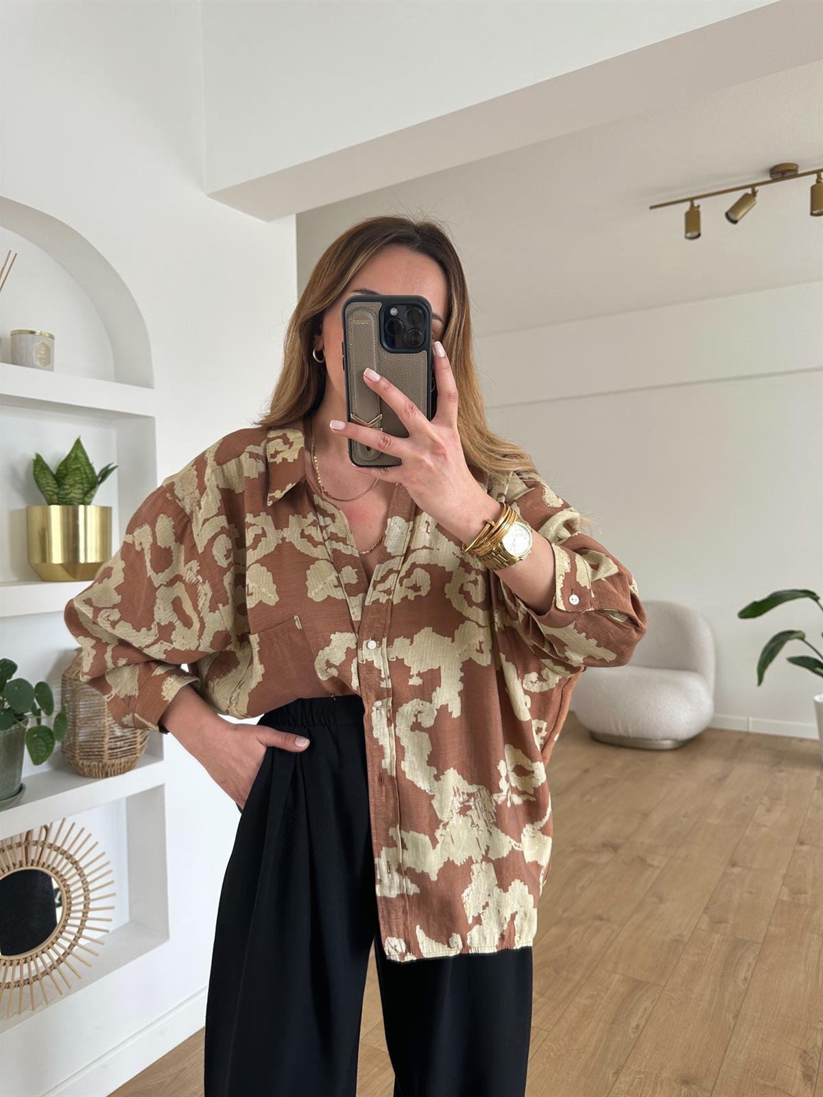 KAHVE DESENLİ TENSEL OVERSIZE GÖMLEK