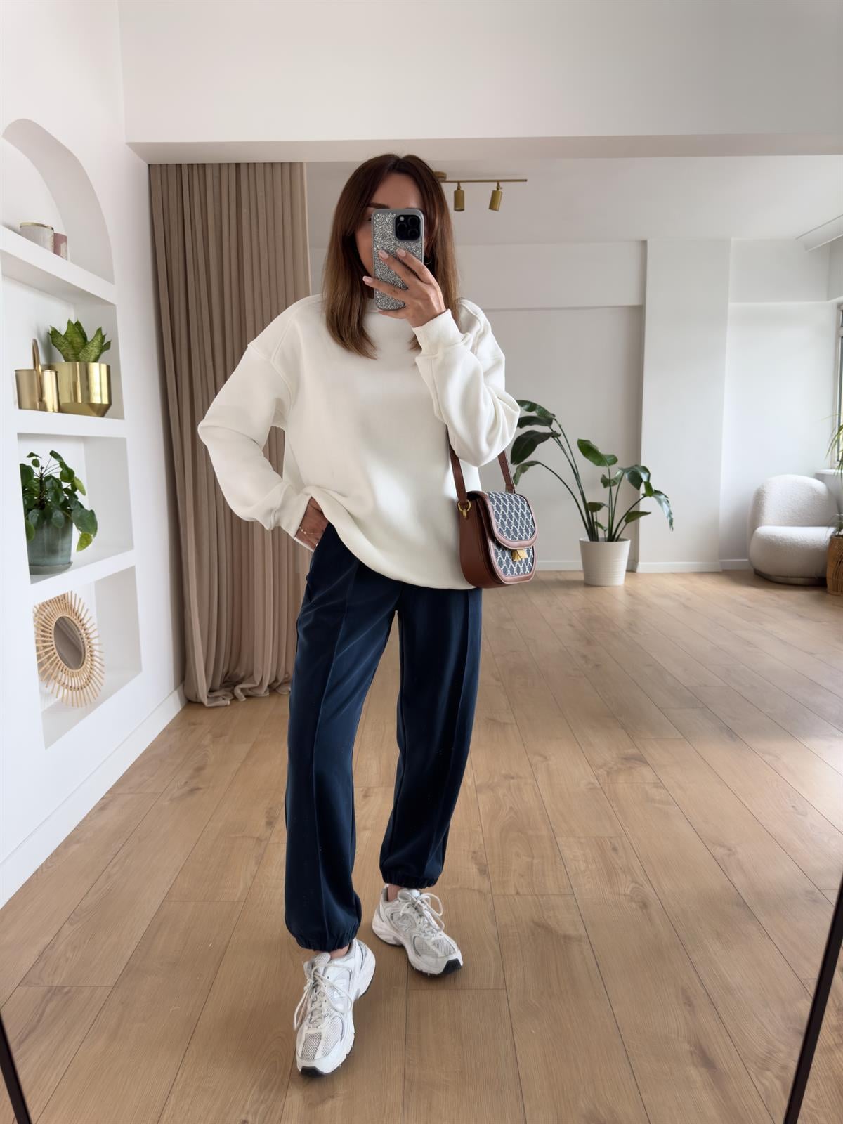 KAREN EKRU ŞARDONLU OVERSIZE SWEAT