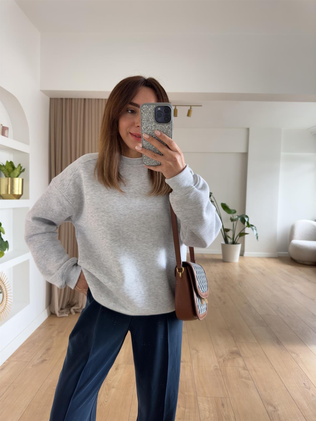 KAREN GRİ ŞARDONLU OVERSIZE SWEAT