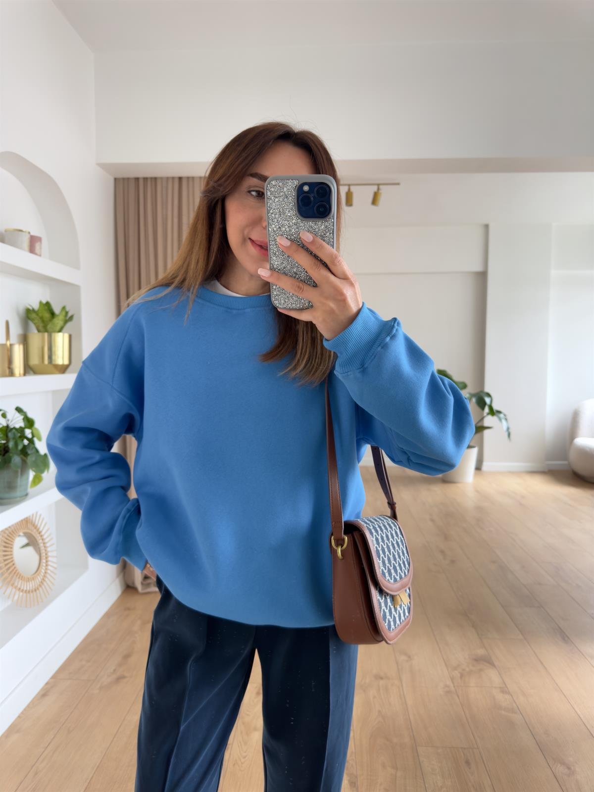 KAREN MAVİ ŞARDONLU OVERSIZE SWEAT