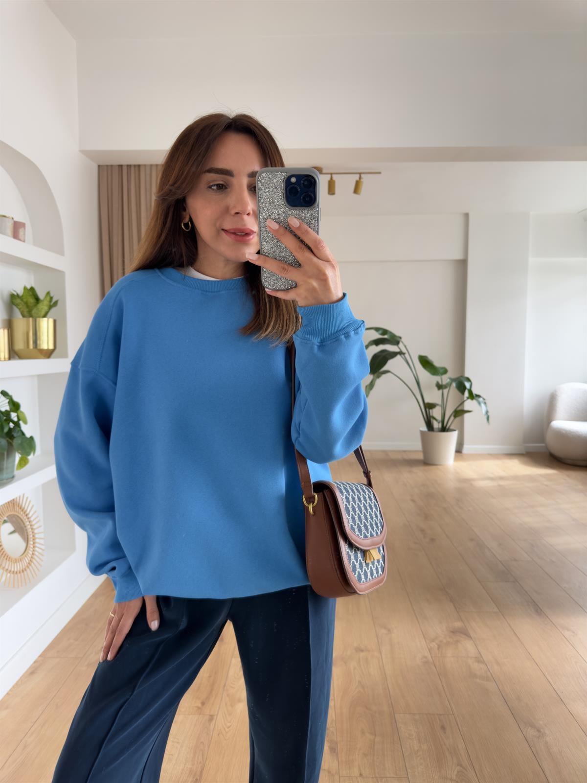 KAREN MAVİ ŞARDONLU OVERSIZE SWEAT