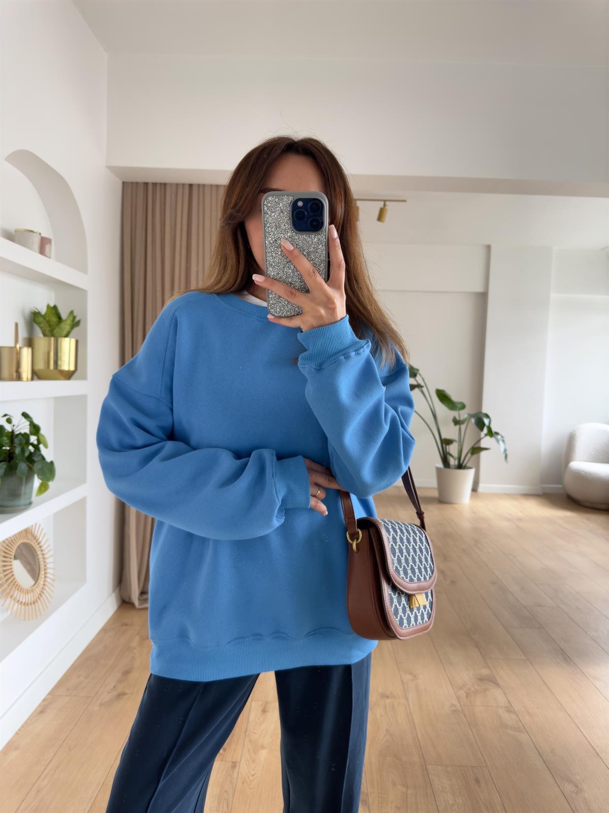 KAREN MAVİ ŞARDONLU OVERSIZE SWEAT