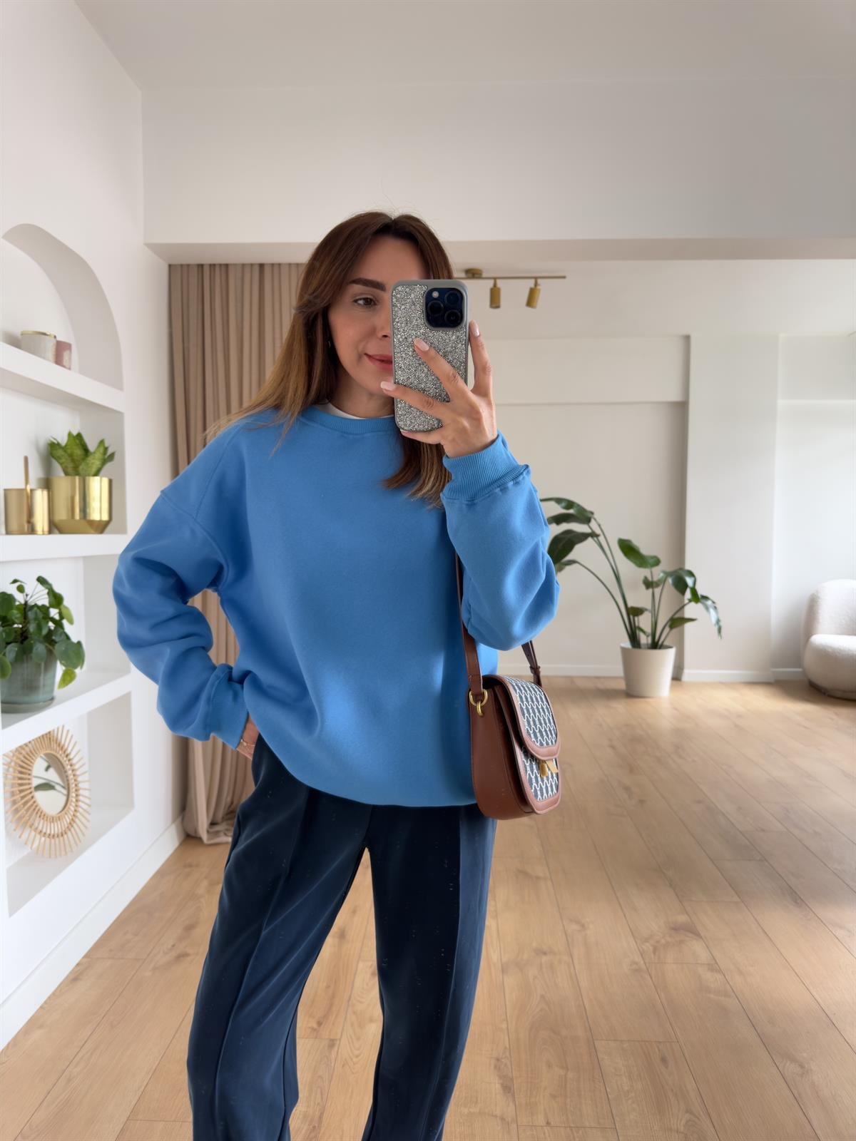 KAREN MAVİ ŞARDONLU OVERSIZE SWEAT