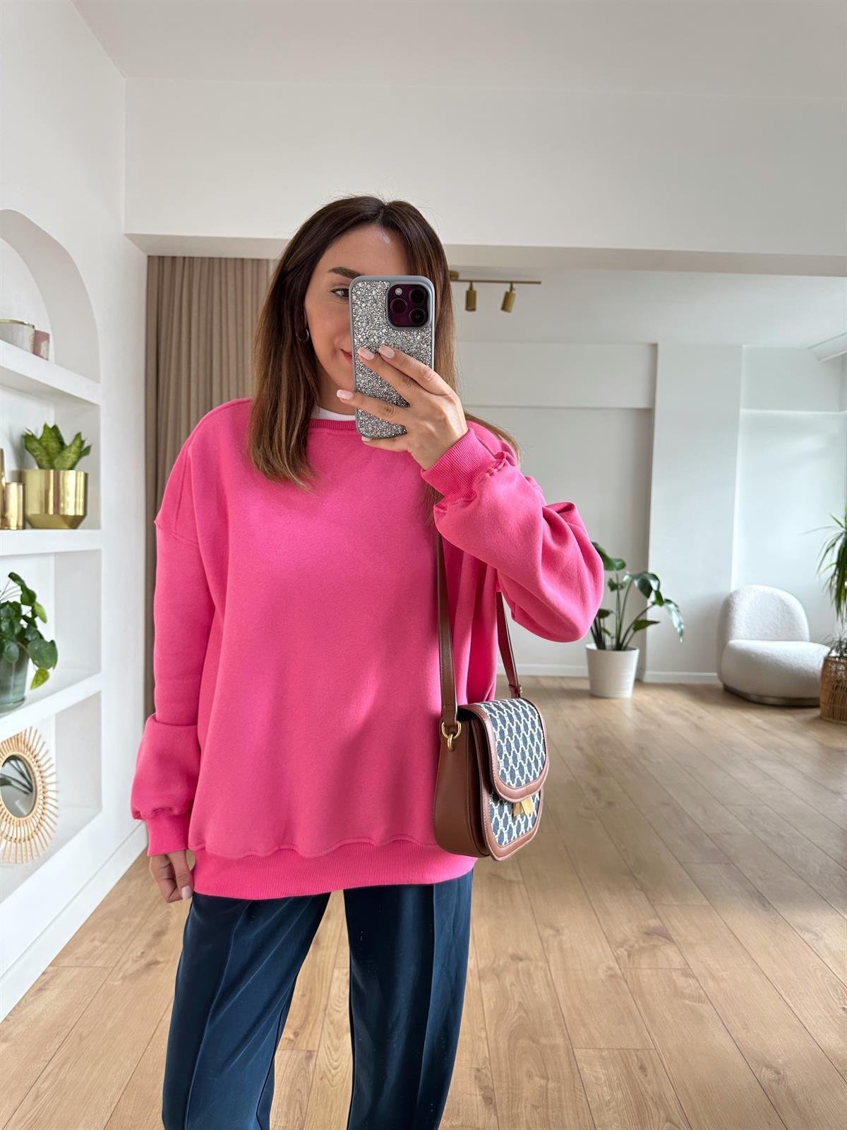 KAREN PEMBE ŞARDONLU OVERSIZE SWEAT