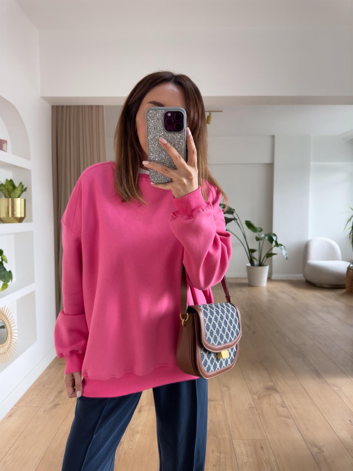 KAREN PEMBE ŞARDONLU OVERSIZE SWEAT
