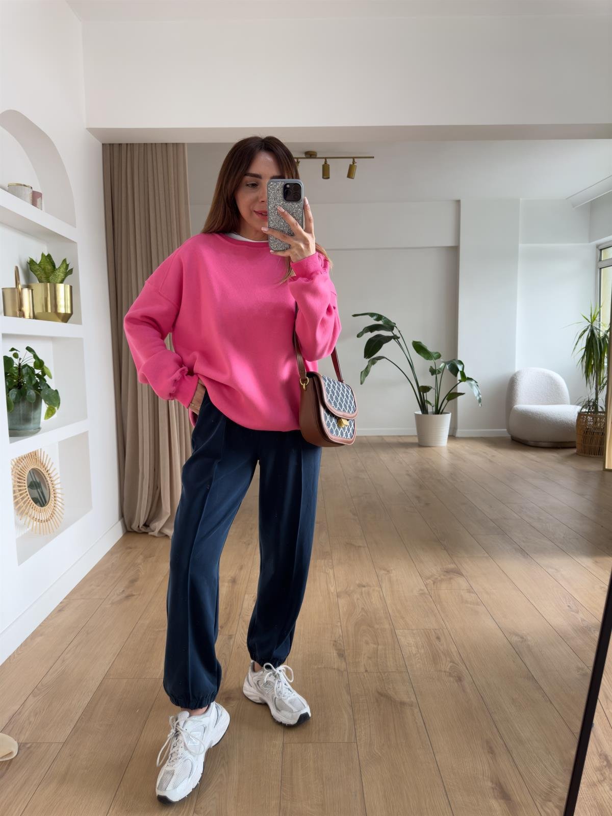 KAREN PEMBE ŞARDONLU OVERSIZE SWEAT