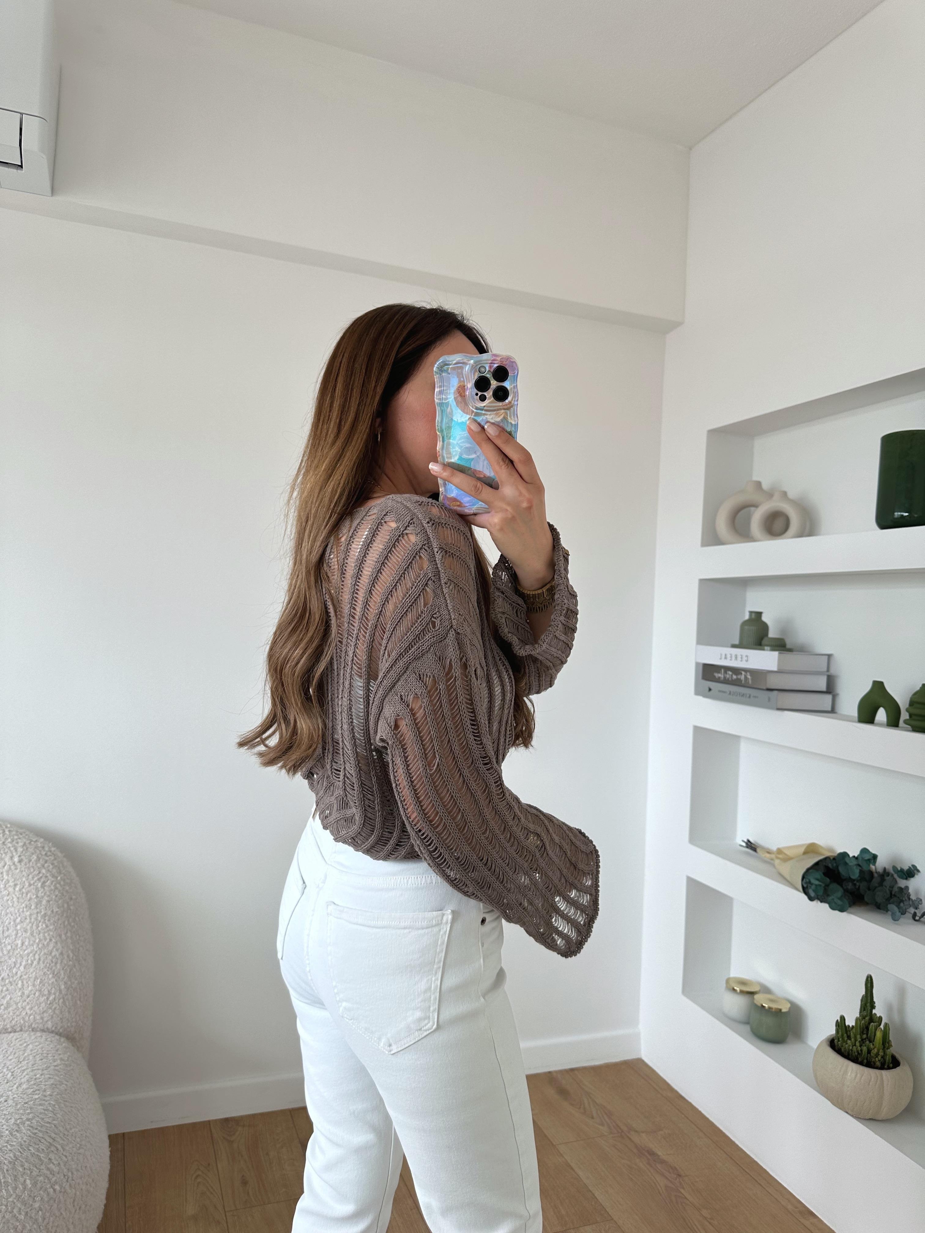 KIRIK BEYAZ MOM FİT PANTOLON (MUTLAKA 1 BEDEN KÜÇÜK ALINIZ)