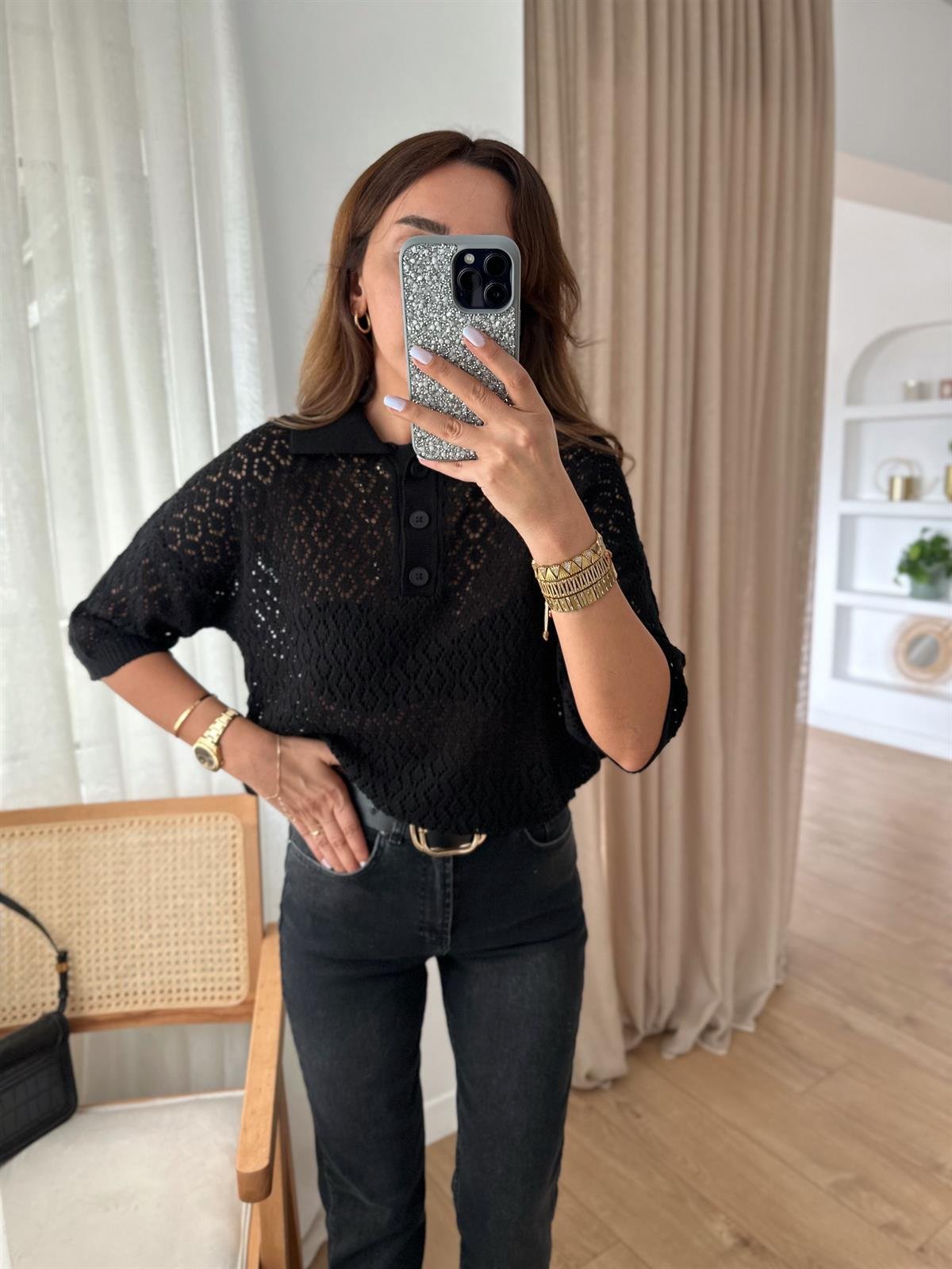 KISA KOLLU AJURLU DÜĞMELİ TRİKO