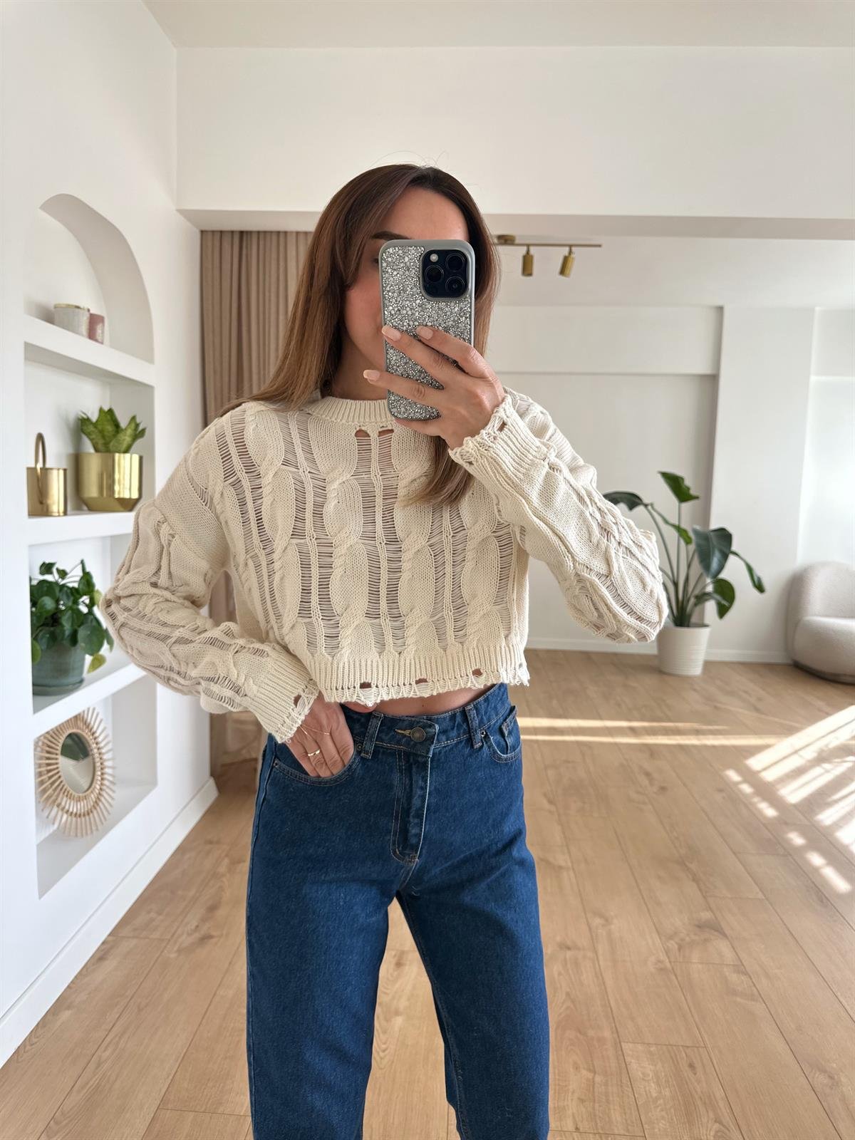 KREM AJURLU CROP TRİKO