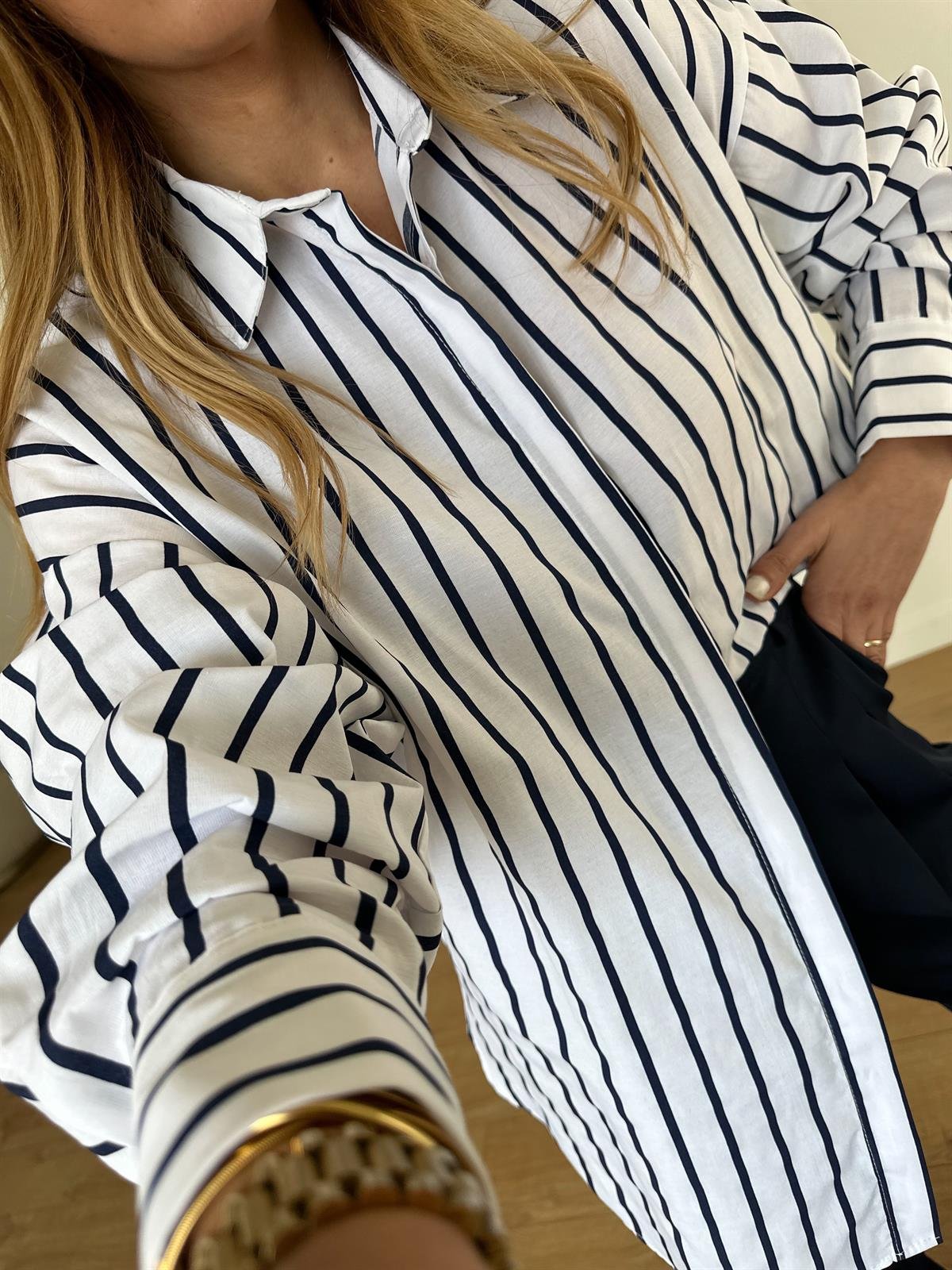 LACİVERT ÇİZGİLİ OVERSIZE GÖMLEK