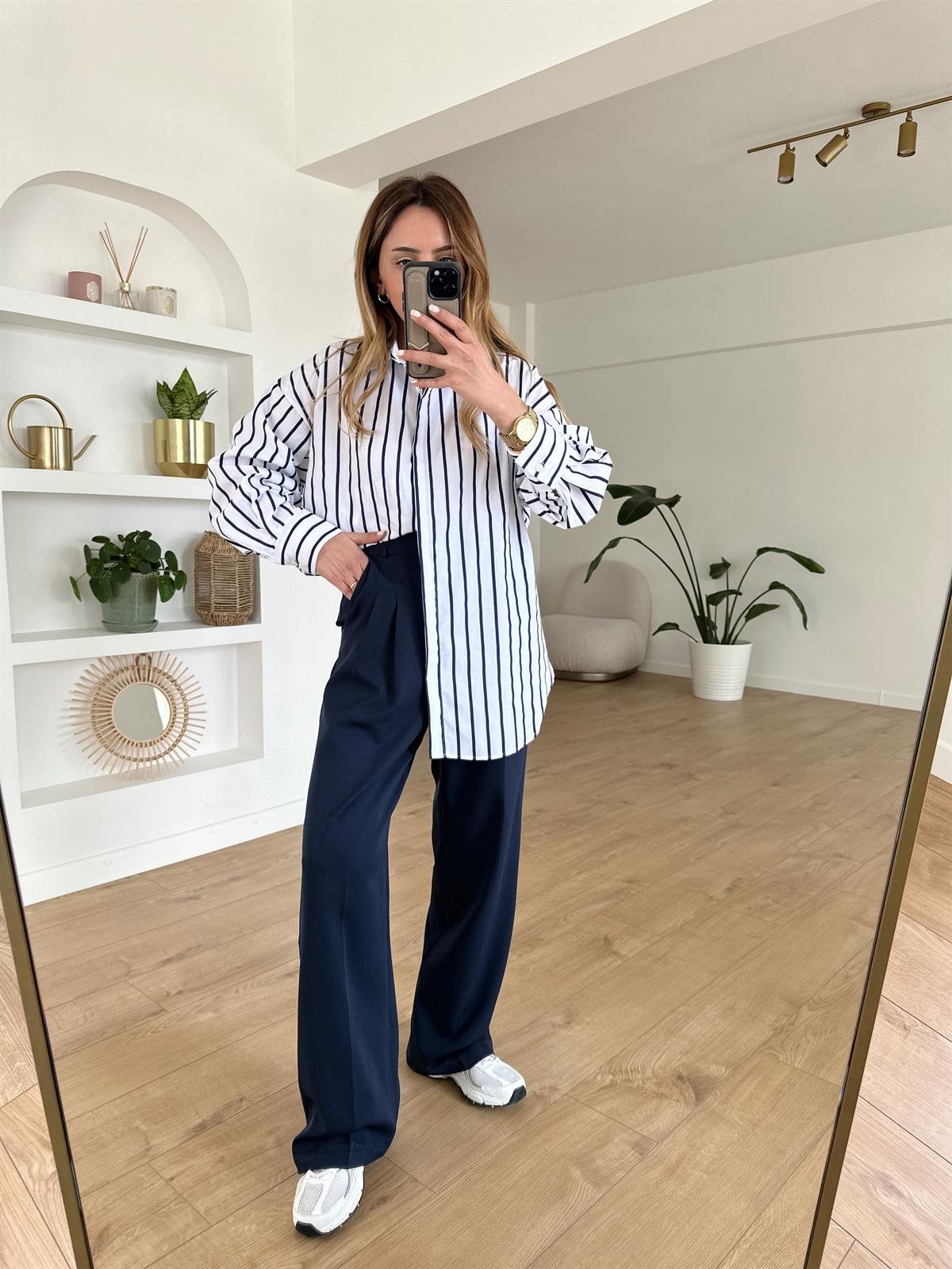LACİVERT ÇİZGİLİ OVERSIZE GÖMLEK