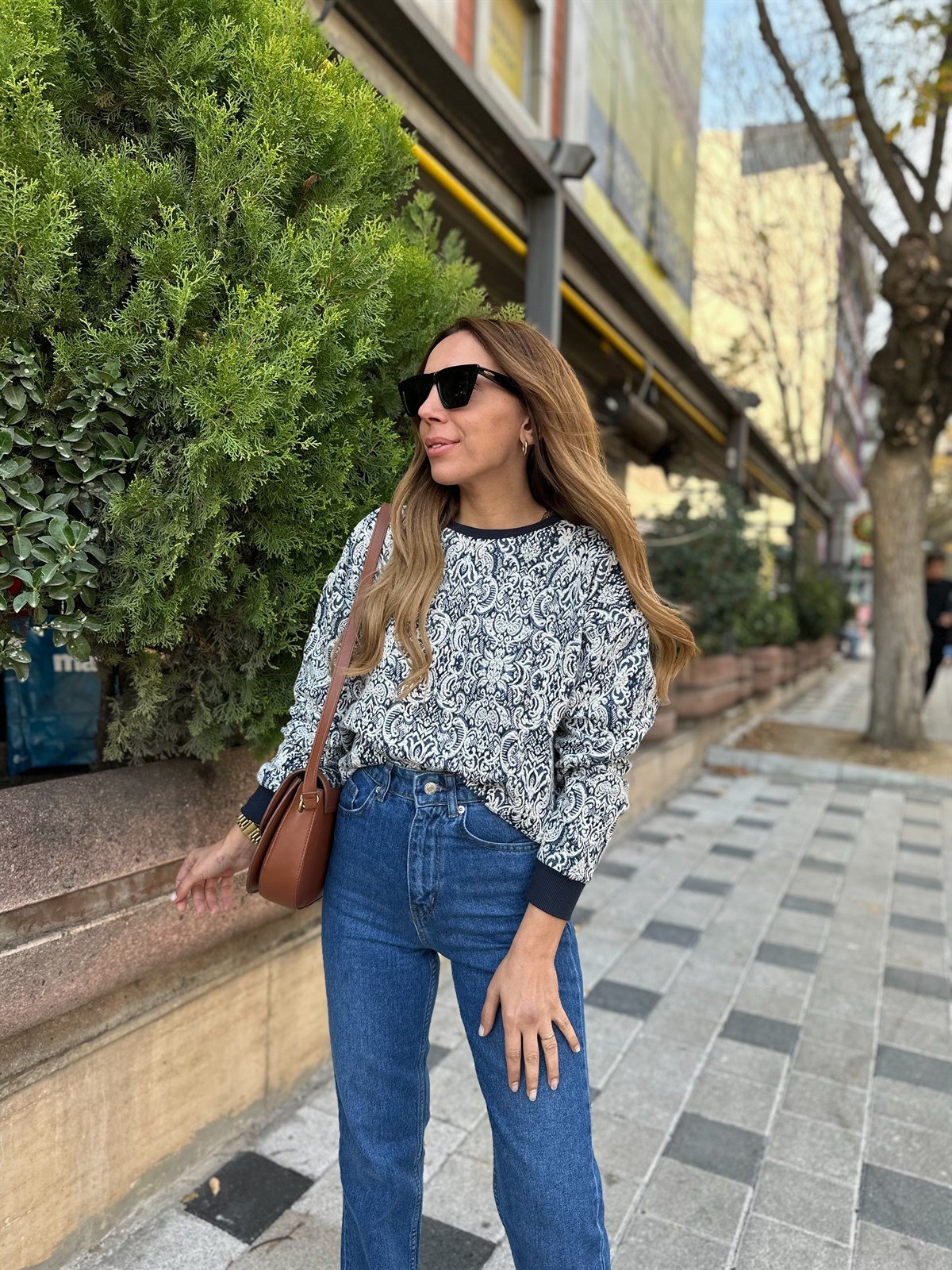 LACİVERT ETNİK DESEN SWEAT