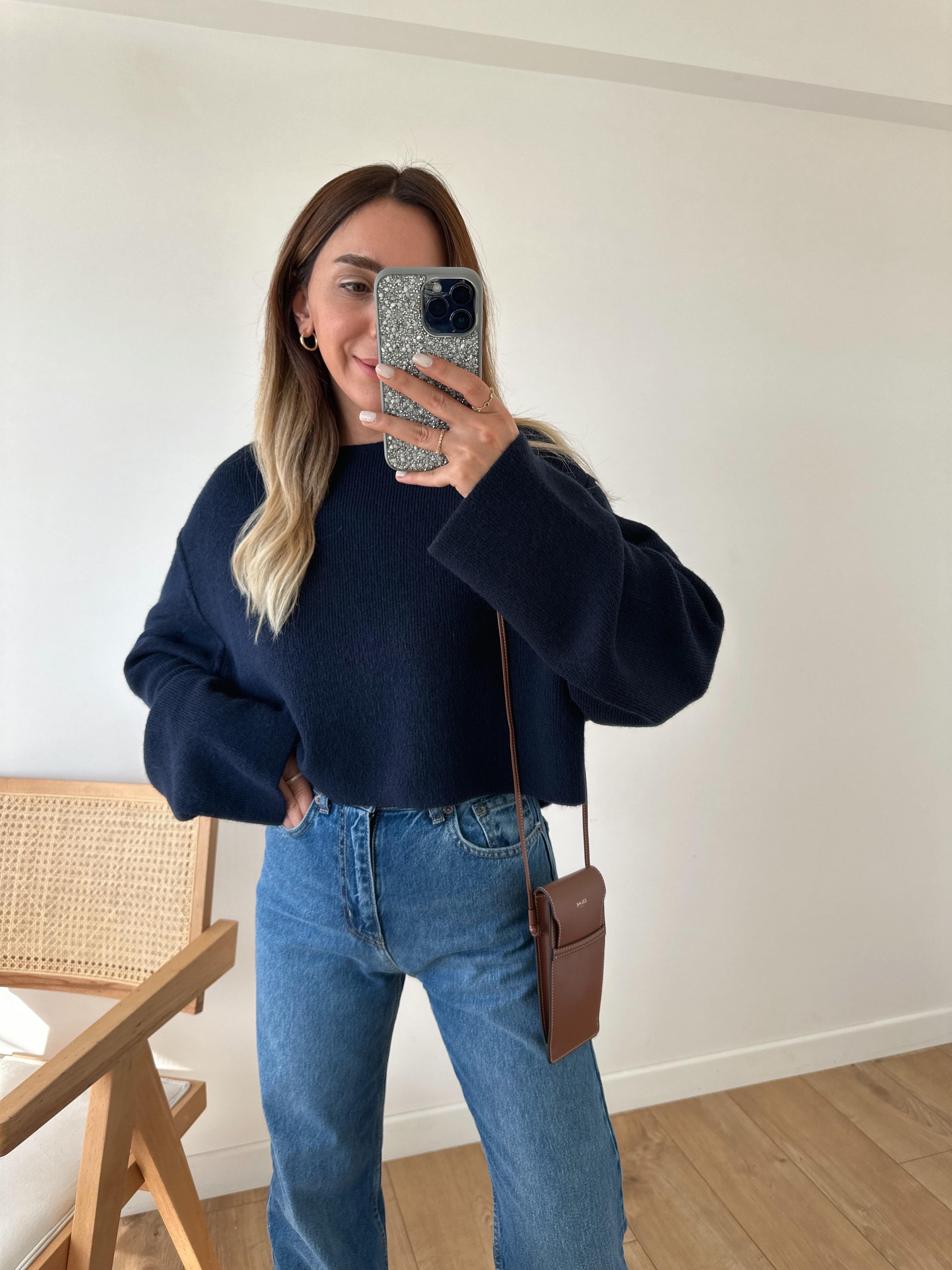 LACİVERT KISA OVERSIZE KAZAK