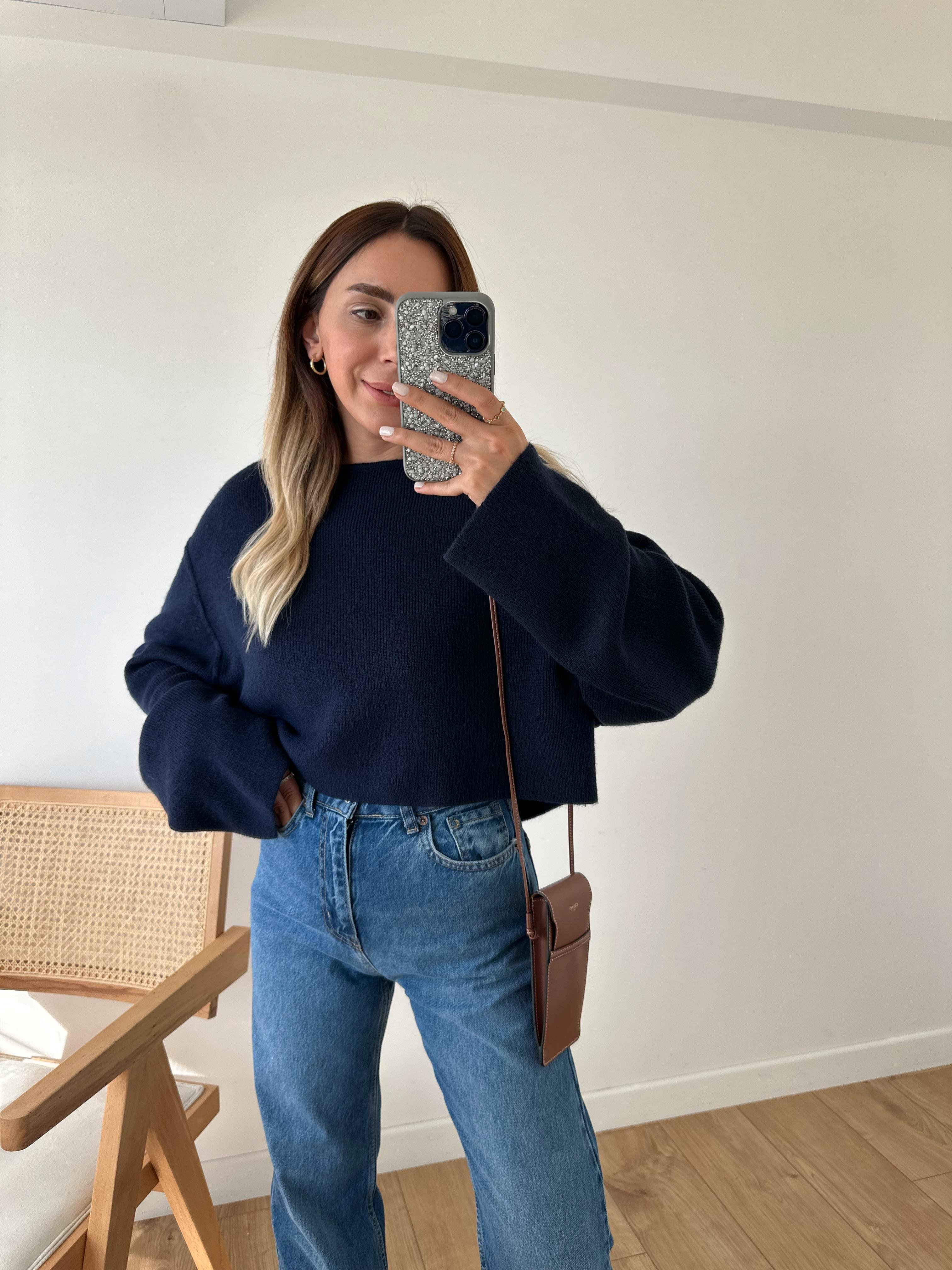 LACİVERT KISA OVERSIZE KAZAK