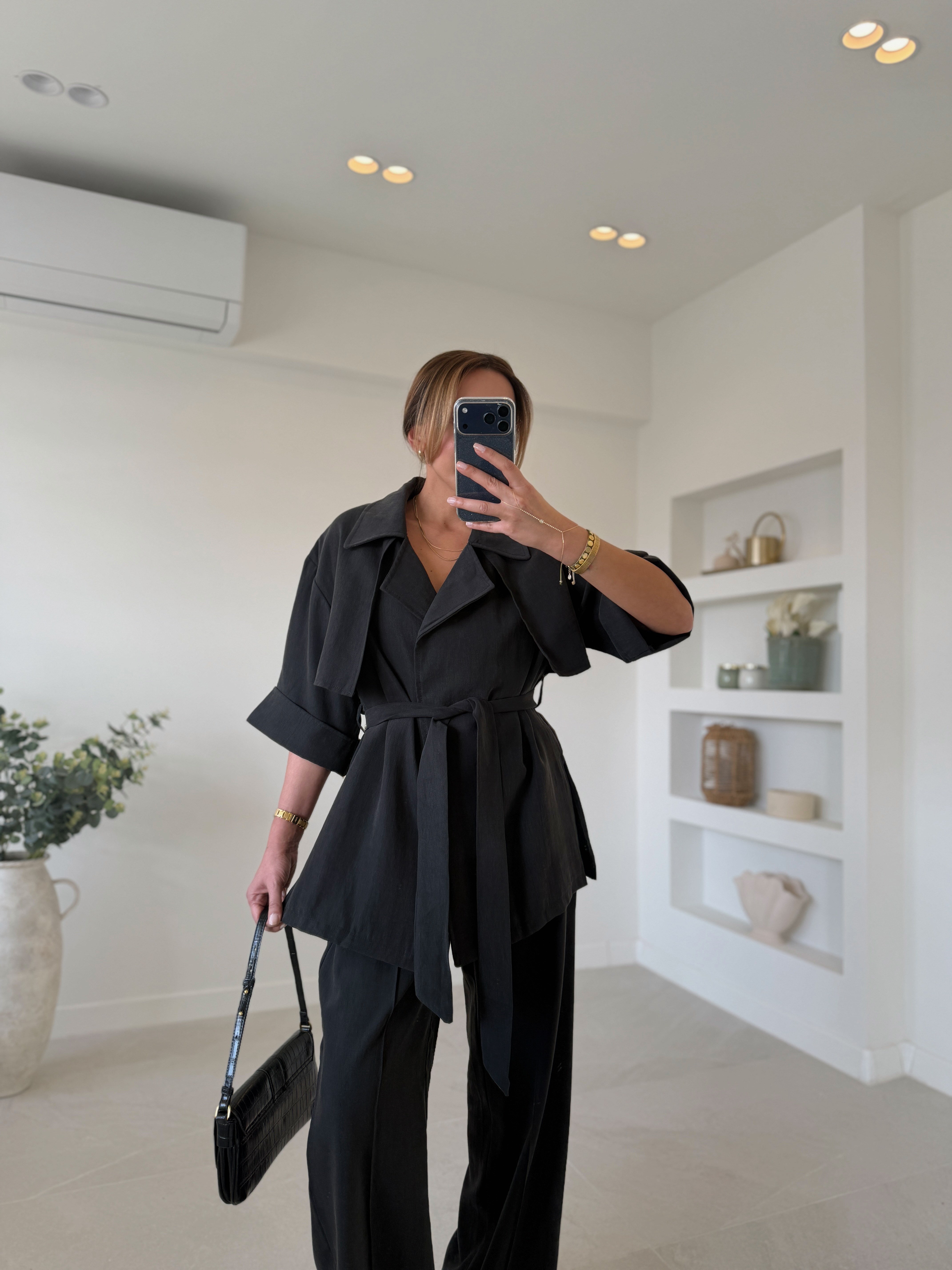 Low 7309 Siyah Tensel Yarım Kol Gömlek Pantolon Takım