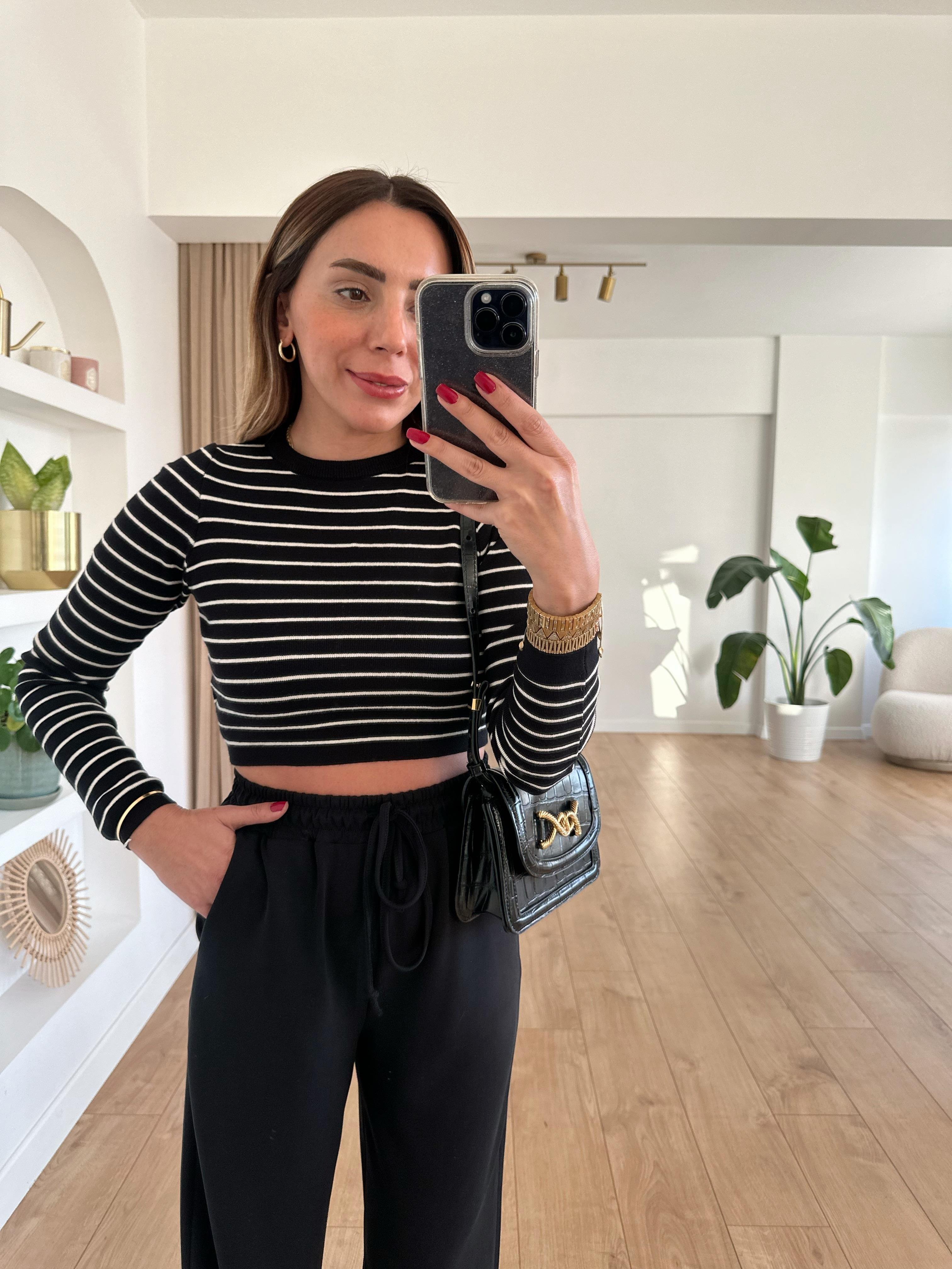 MD SİYAH ÇİZGİLİ CROP TRİKO