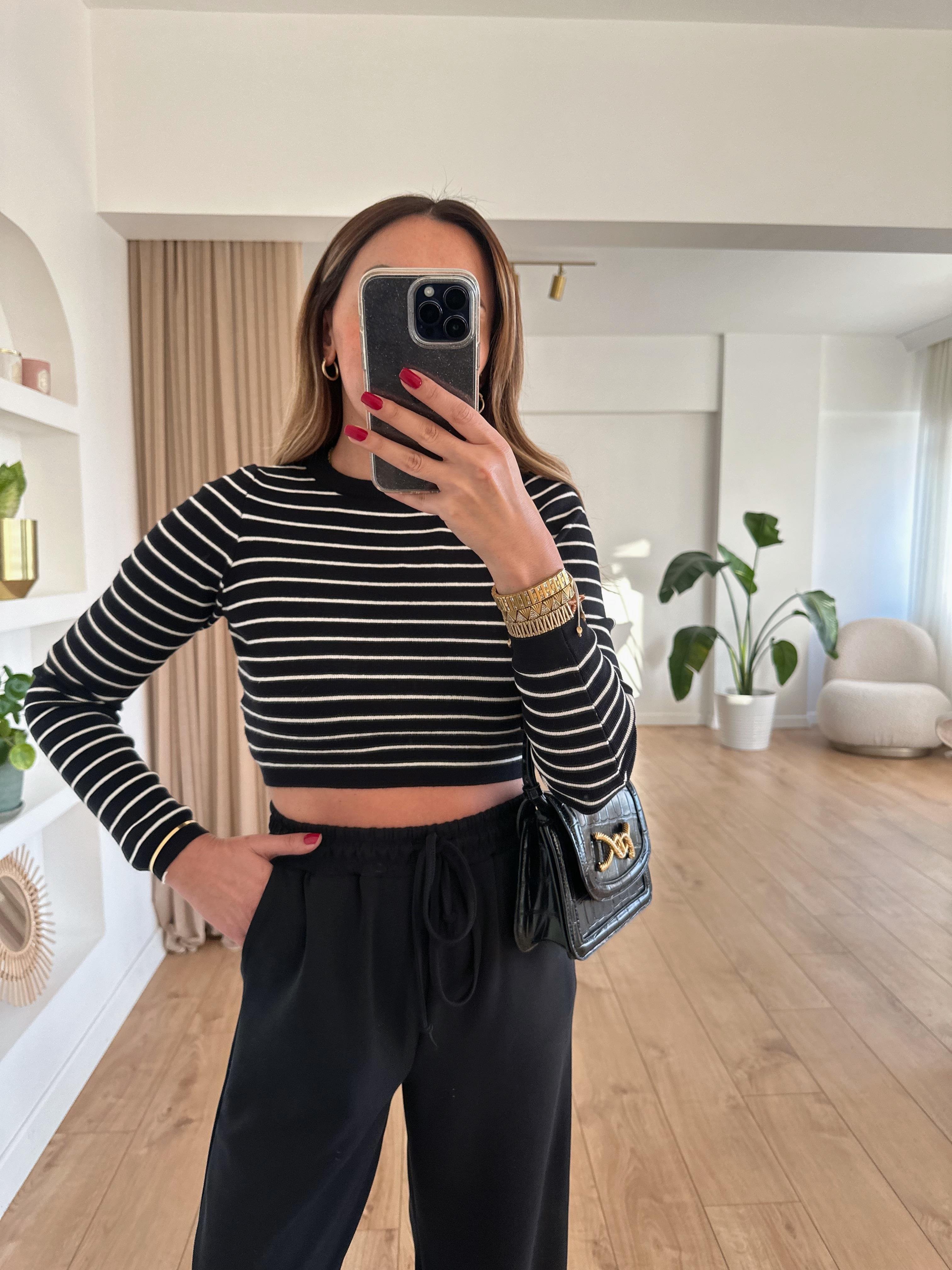 MD SİYAH ÇİZGİLİ CROP TRİKO