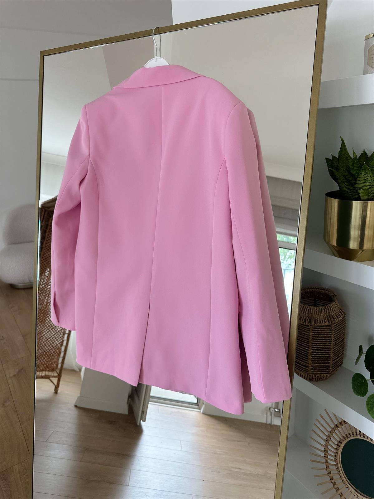 PEMBE ASTARLI BLAZER CEKET