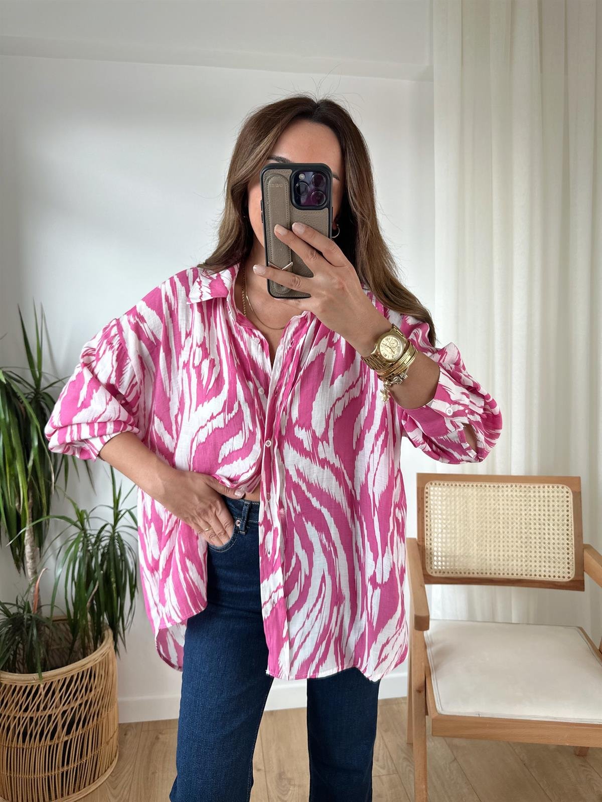 PEMBE DESENLİ TENSEL OVERSIZE GÖMLEK