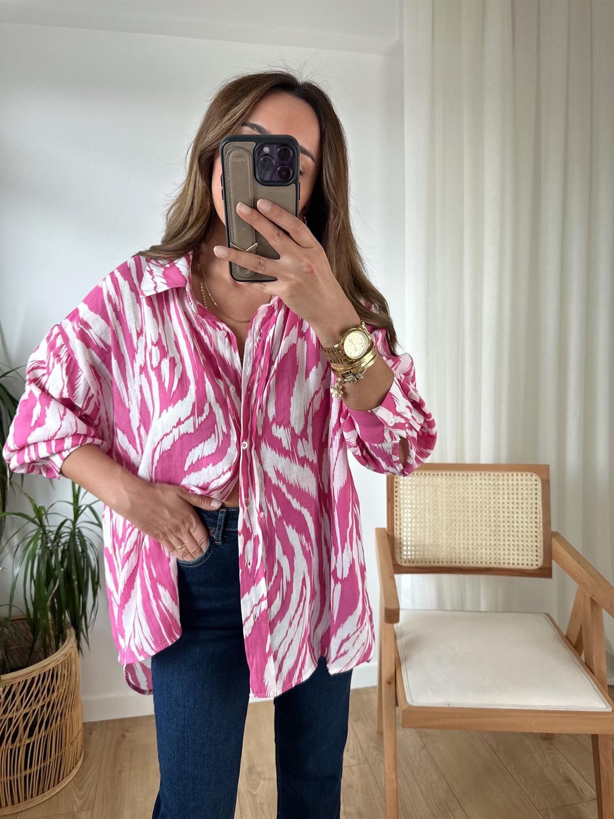 PEMBE DESENLİ TENSEL OVERSIZE GÖMLEK